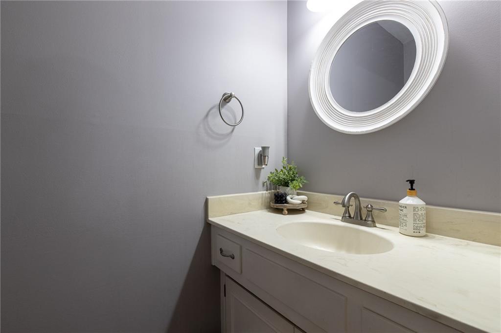 3743 NE Woodland Court