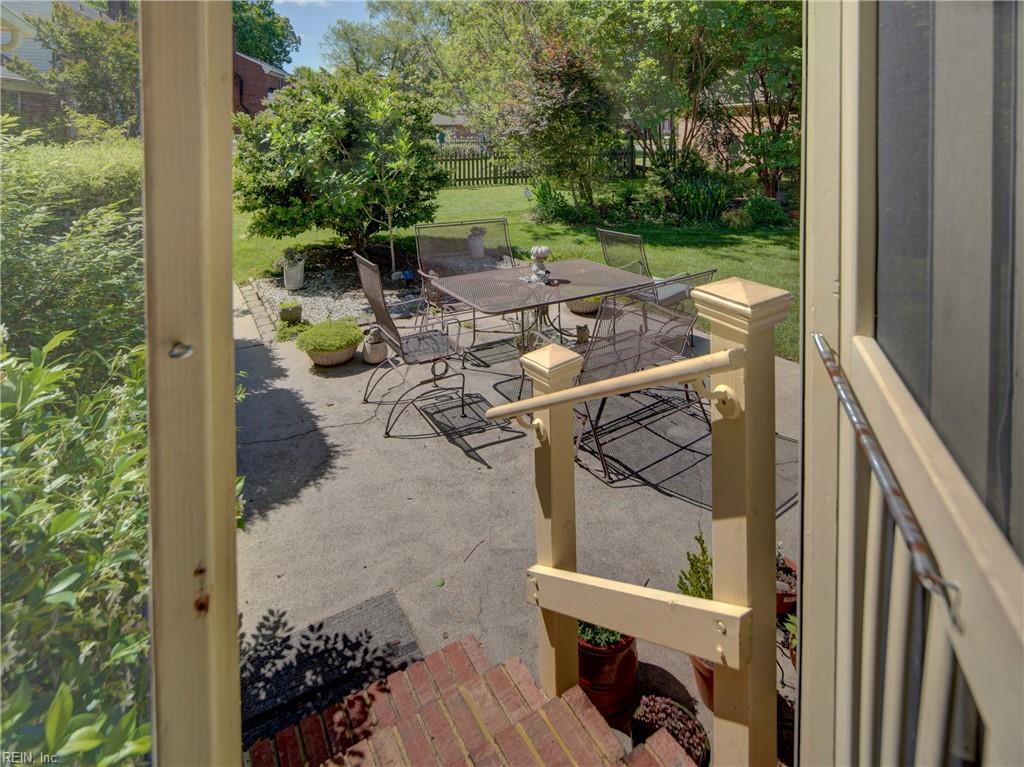 3232 Shadyside Lane