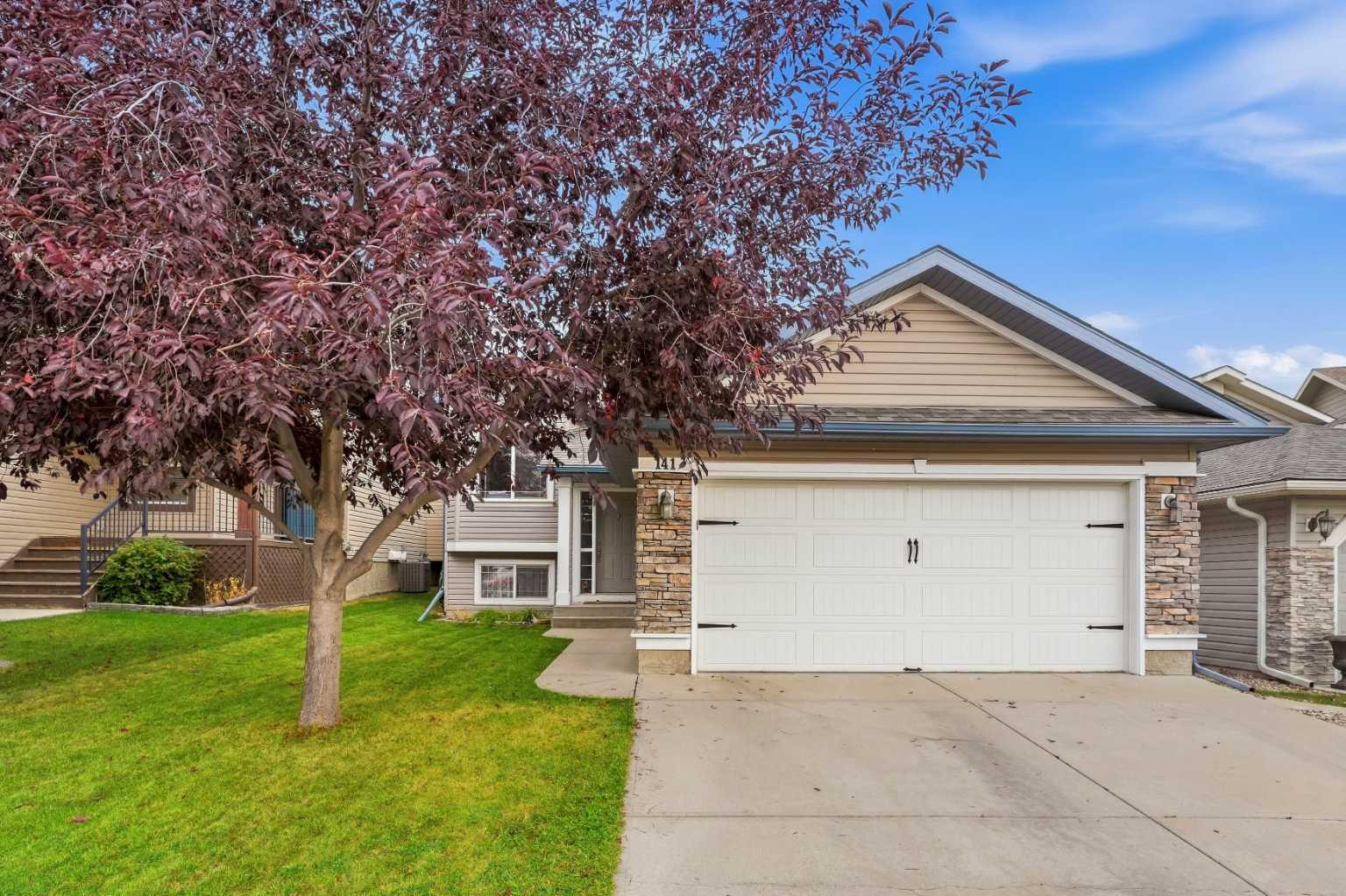 141 Thornfield Close SE
