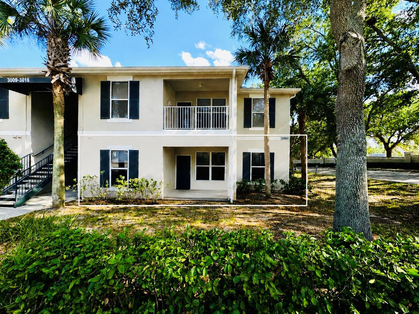 Beautifully remodeled ground-floor unit located in the well-known Villas at Southern Dunes community in Haines City. This attractive 2-bedroom, 2-bathroom apartment features luxury laminate flooring, updated kitchen and bathroom cabinetry with elegant granite countertops, and modern light fixtures throughout. A convenient storage closet in the entrance hallway adds extra functionality rarely found in this type of unit.What truly sets this property apart is its short-term rental approval (minimum 1 week), making it an exceptional income-producing investment opportunity, whether as a vacation rental or permanent residence.The community is 24/7 gated and secured, offering an impressive array of amenities including a pool, fitness center, park, tennis courts, golf course, and a dedicated car wash station, everything you need for a comfortable and active lifestyle.Ideally situated just minutes from the hospital and the highly anticipated Crossroads Village Center, a massive 120-acre mixed-use development on US-27 featuring a SuperTarget, restaurants, hotels, and retail space, with Phase 1 expected to open Fall 2026. Conveniently located near grocery stores, shops, and dining options, with easy access to Polk County's main roadways connecting you seamlessly to major highways, world-famous theme parks, and surrounding cities.Haines City is currently one of Florida's fastest-growing cities, investing here today means betting on an area in full expansion and appreciation.Don't miss this opportunity, properties with these features, in this location, and at this price point don't last long on the market!
