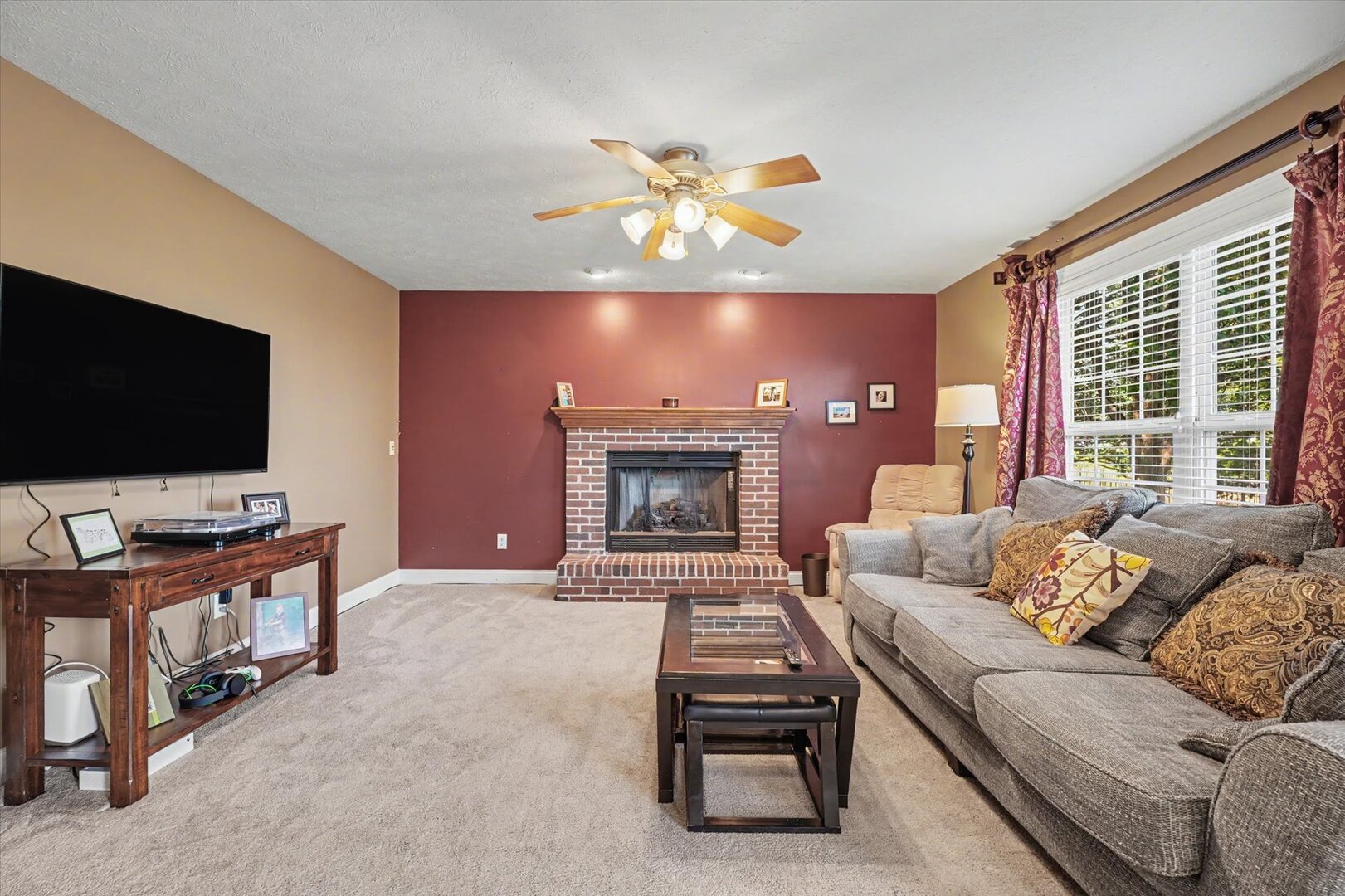 2101 Talans Drive