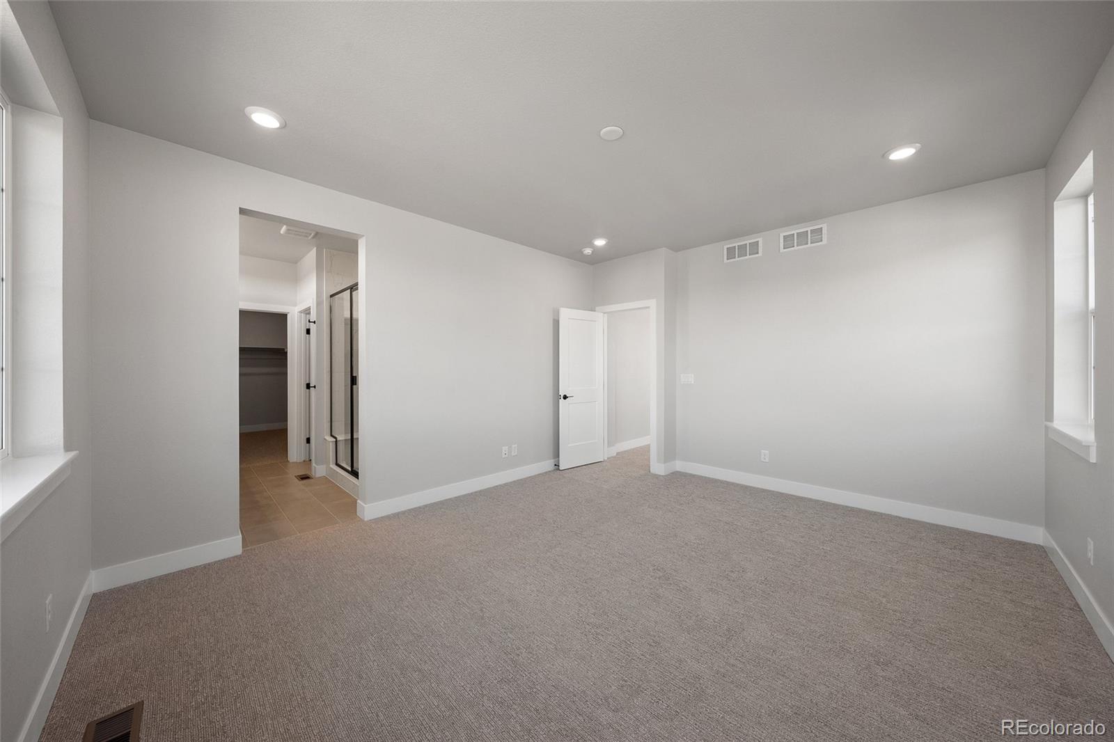 8652 Whiteclover Street