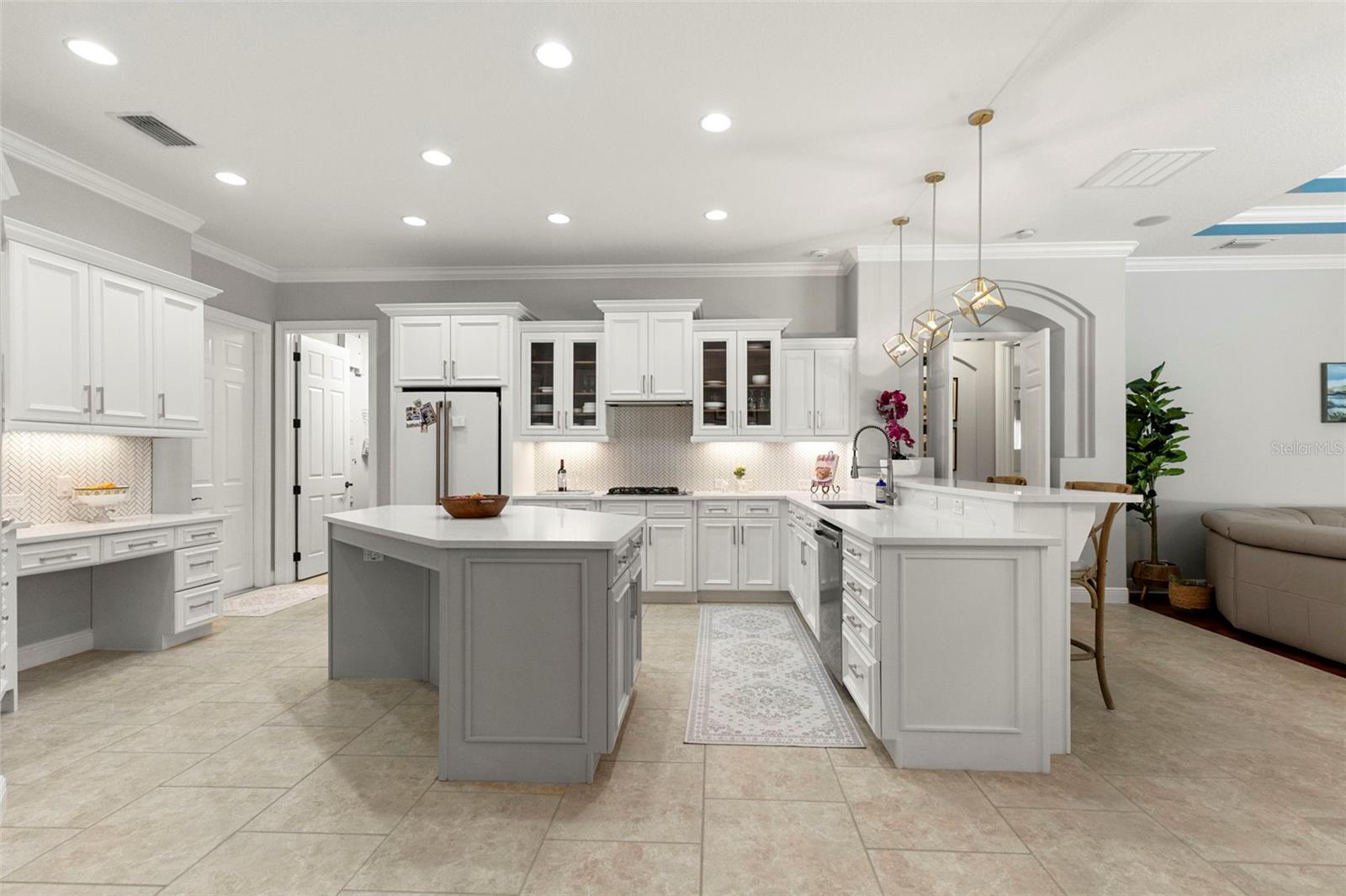 5717 Ternwater Place