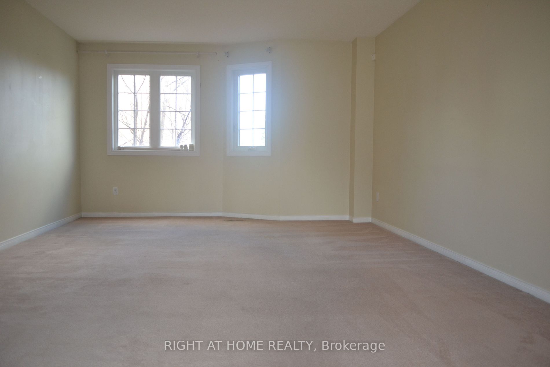 6950 W Tenth Line 12