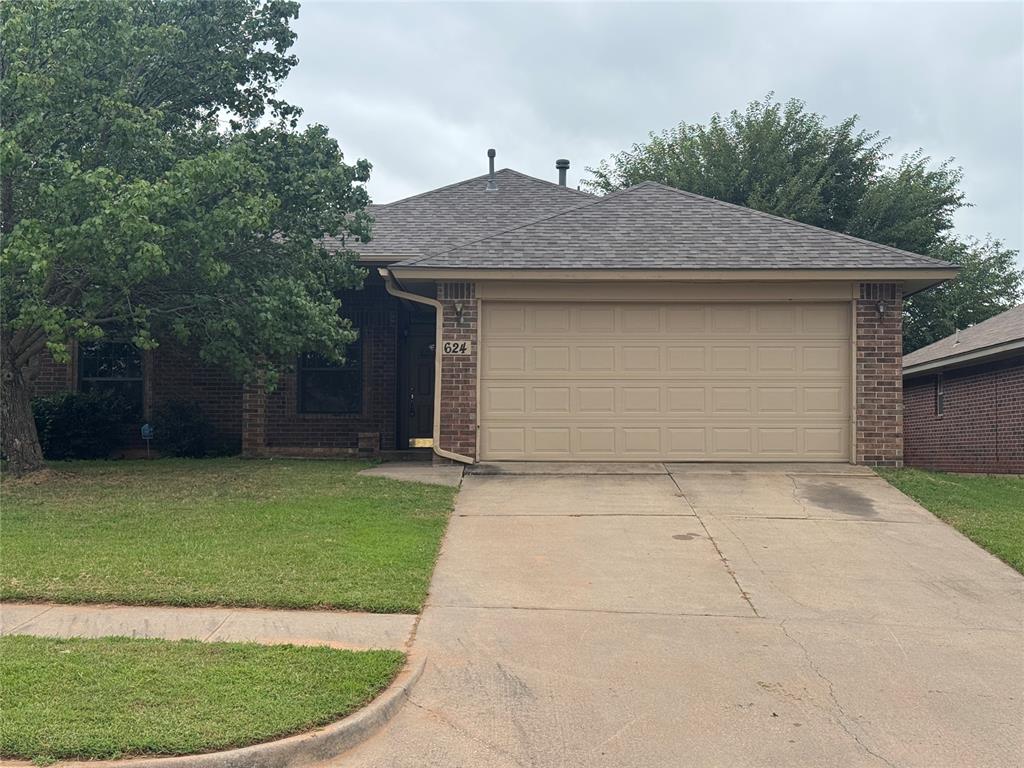 Investor Special or Ideal Starter Home — Turnkey in Norman!

This well-maintained property has been a reliable rental from day one and is fully move-in ready. Whether you're looking for a solid investment or a clean, affordable starter home, this one checks all the boxes. HVAC replaced in 2022 and roof replaced in 2023 — no big-ticket repairs needed.

We're accepting highest and best offers through August 14th at 8PM, but seller may accept a strong offer sooner. Don’t wait — clean deals move fast.

Property is being sold as-is. Please refer to REALTOR&#174; remarks for showing instructions and additional details.
