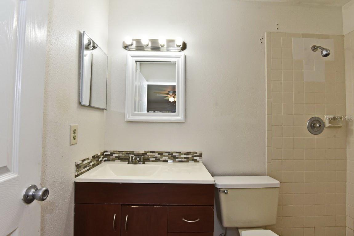 2809 Waxy Willow Lane