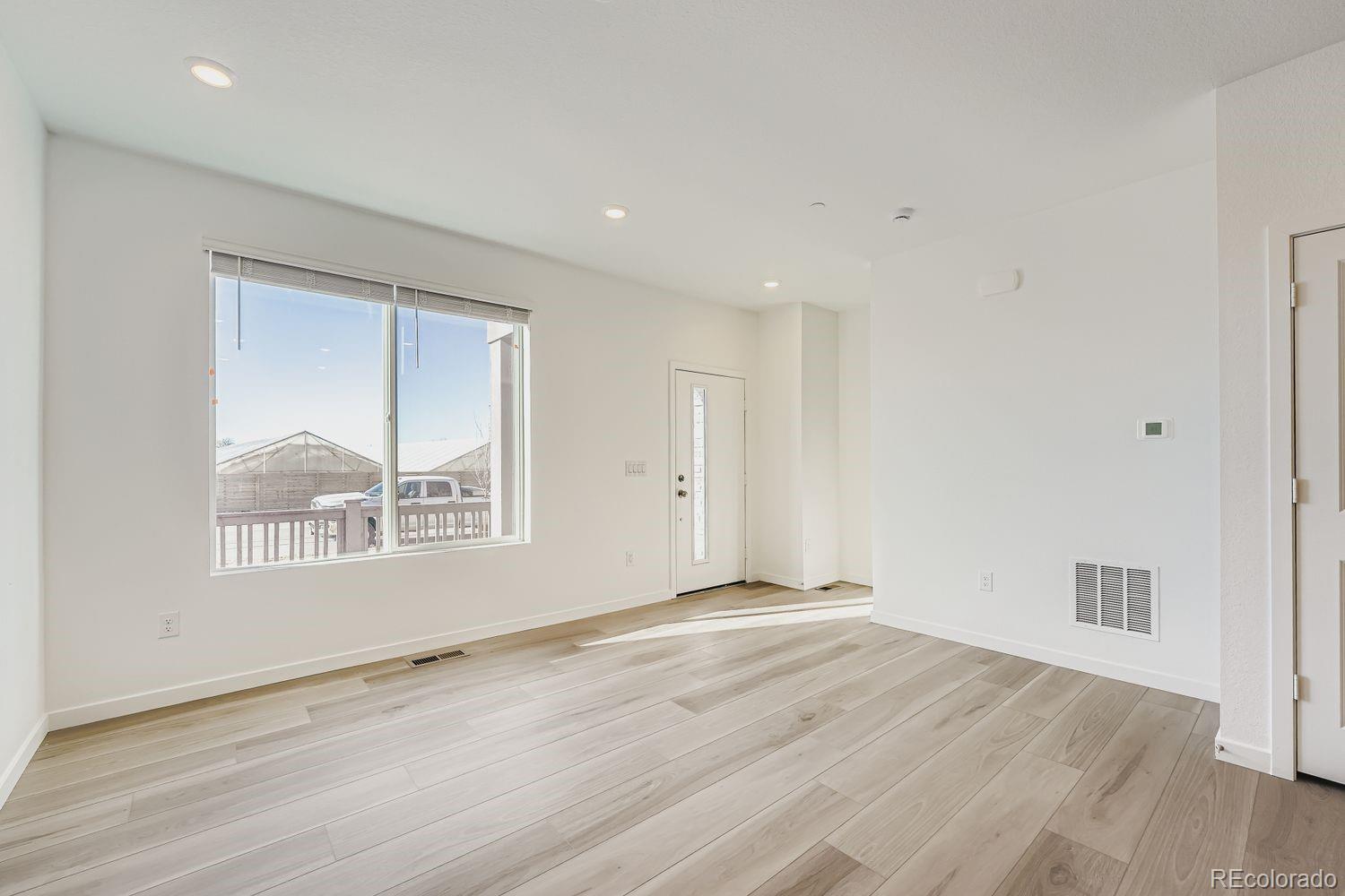 7634 S Cherokee Trail