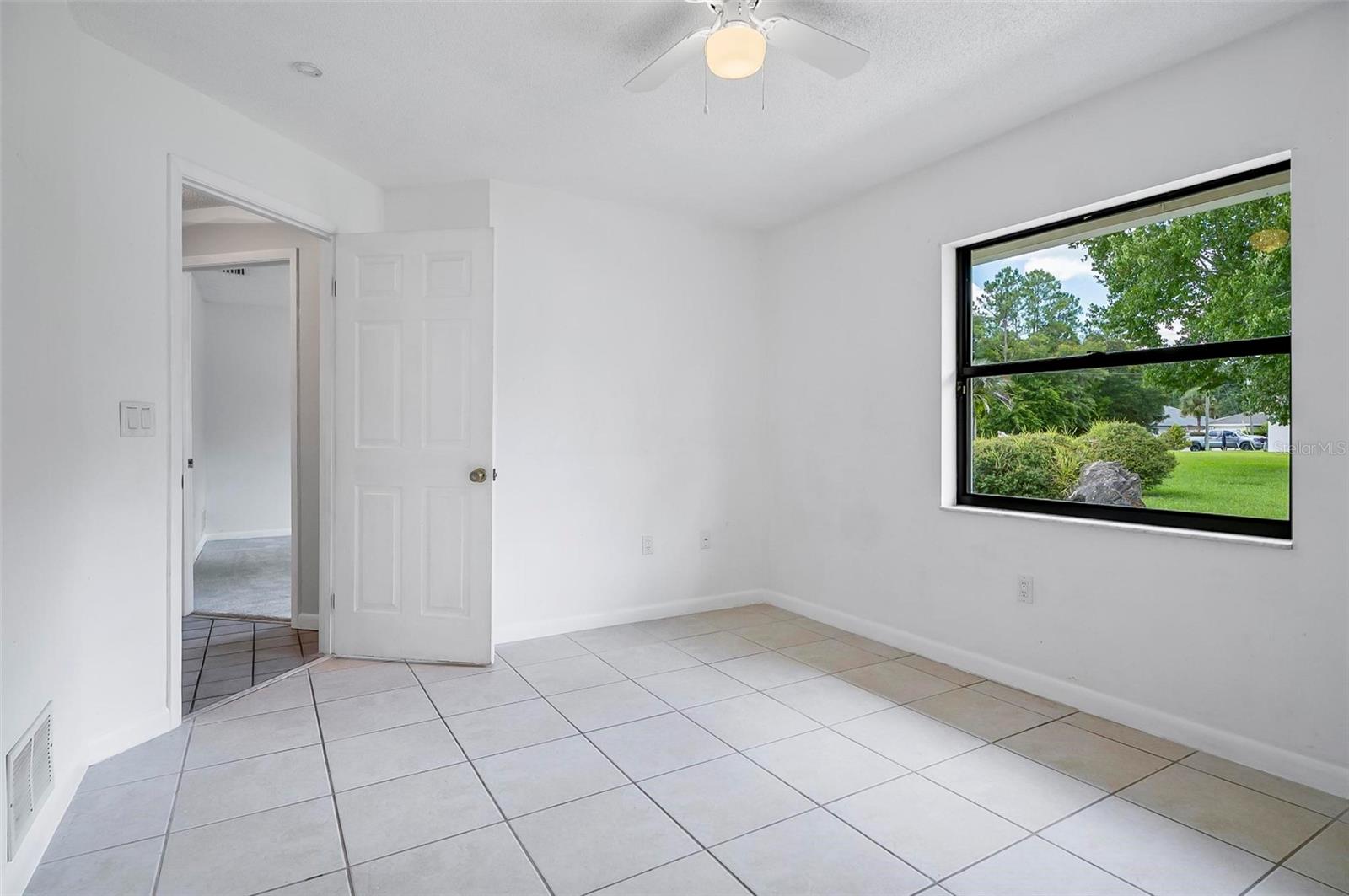 59 Zephyr Lily Trail