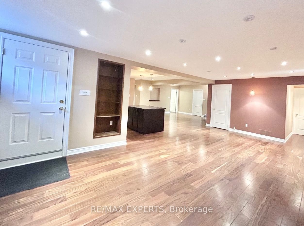74 Colonel Bertram Rd