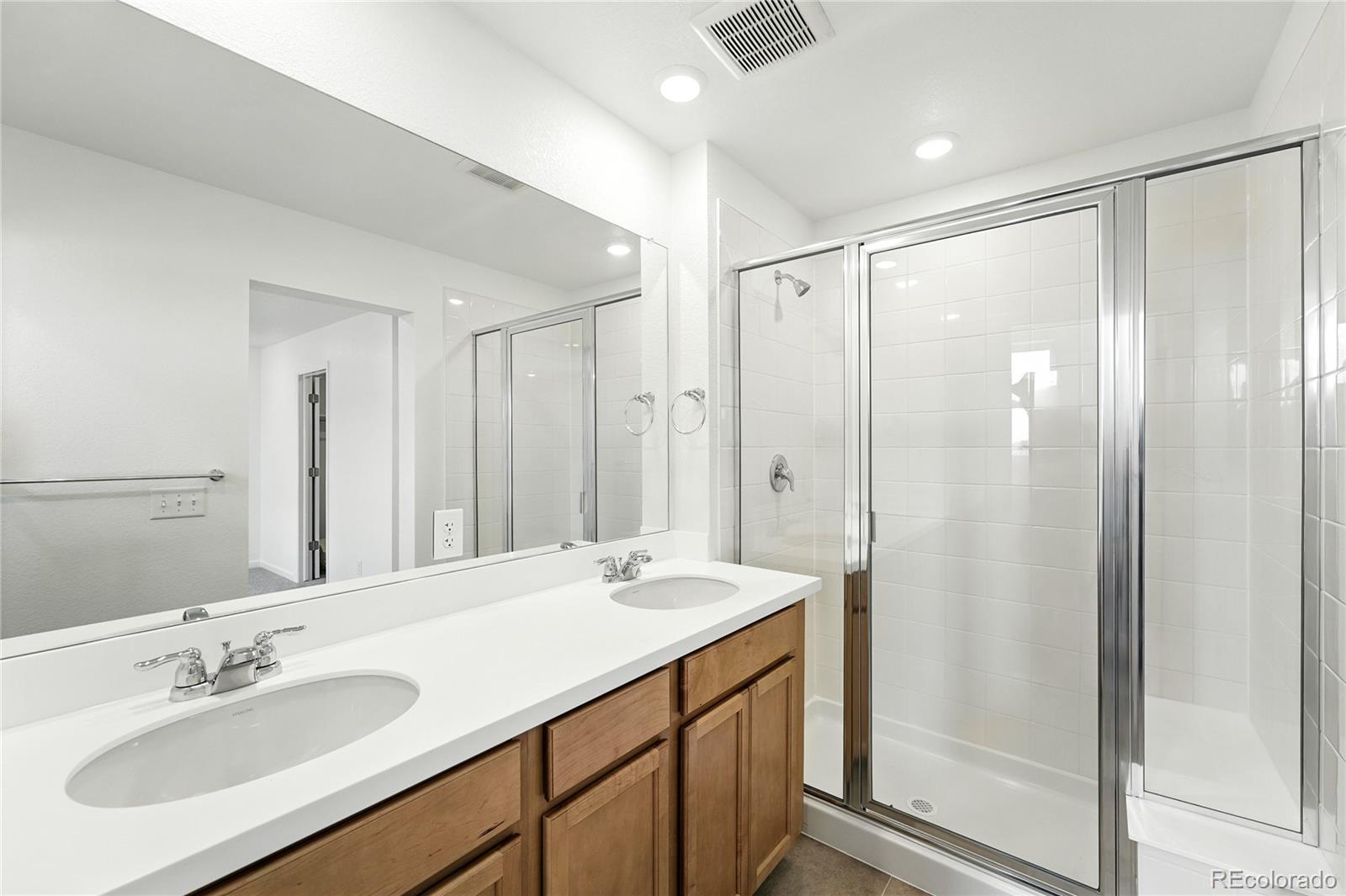 2086 Wagon Wheel Aly