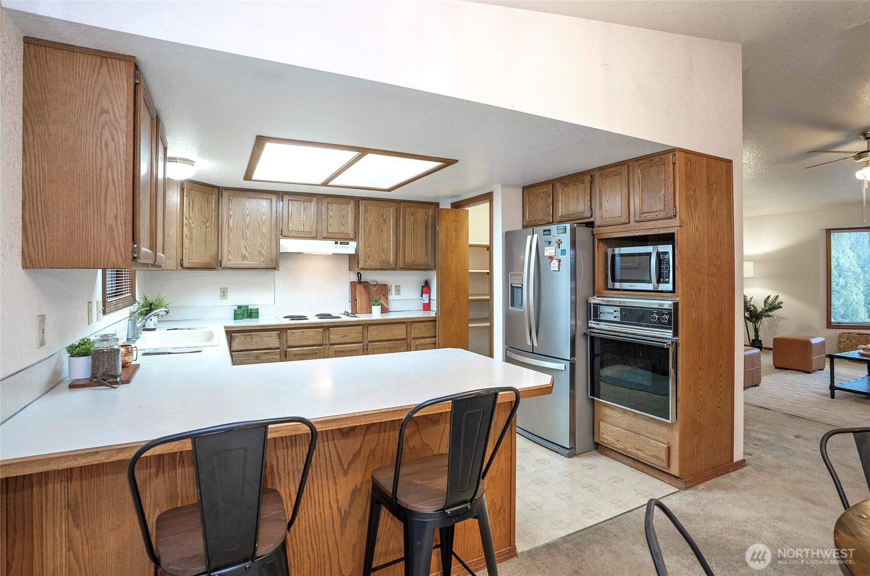 5933 Cotton Drive SE