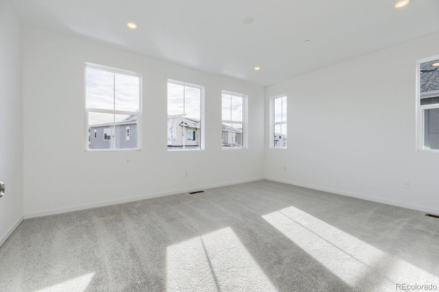 7644 S Cherokee Circle W