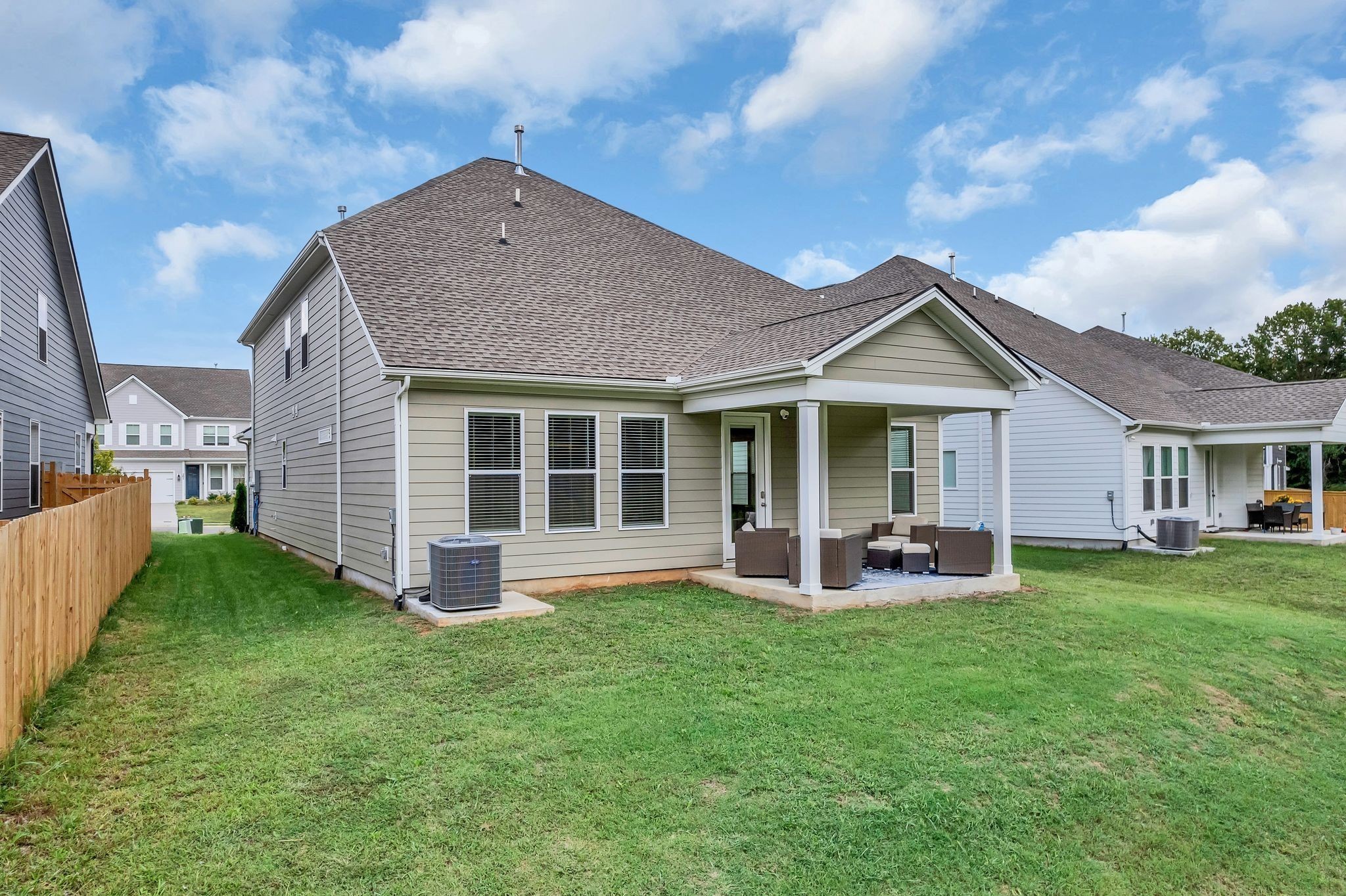 262 Cornice Dr