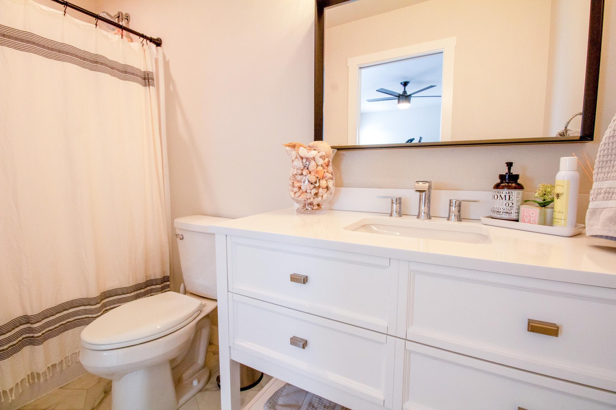 8825 Meadowlark Parkway