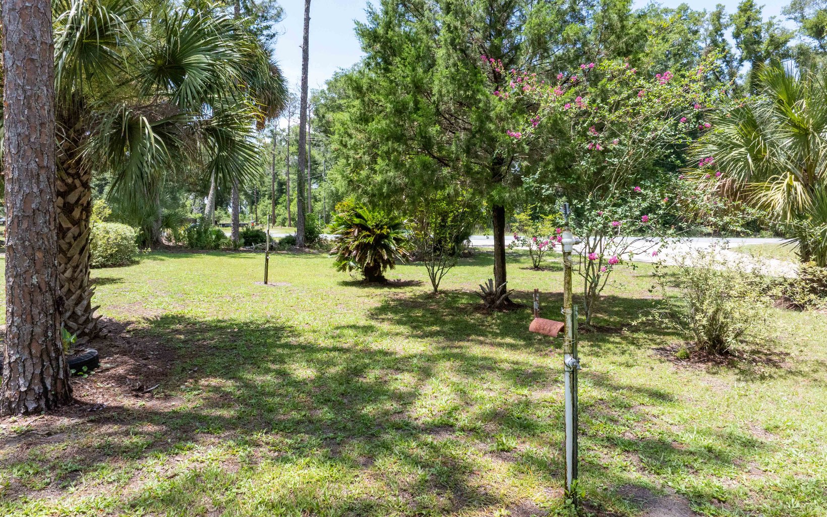 112 NE Rowan Rd