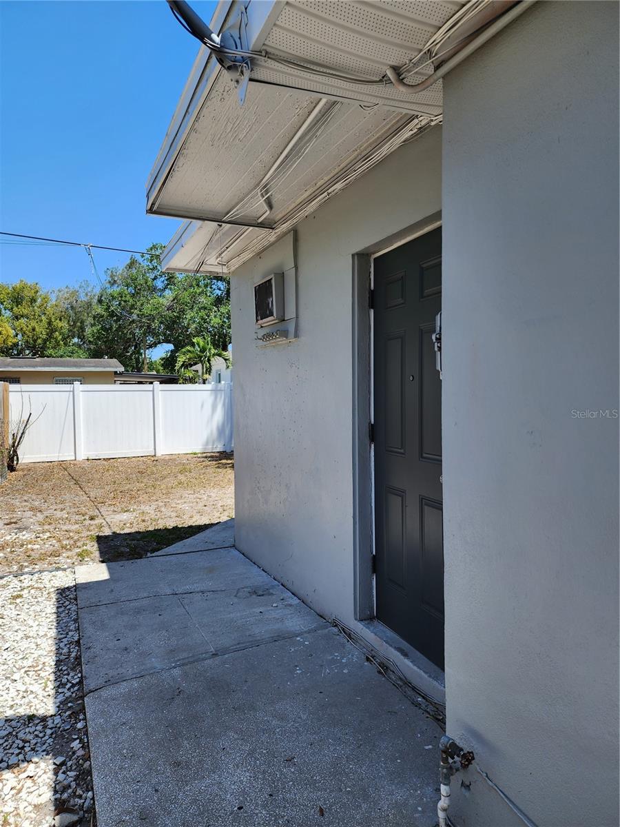 3421 W Abdella Street