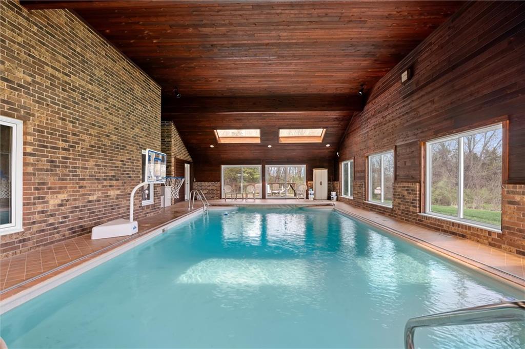 8812 NE 176th Street