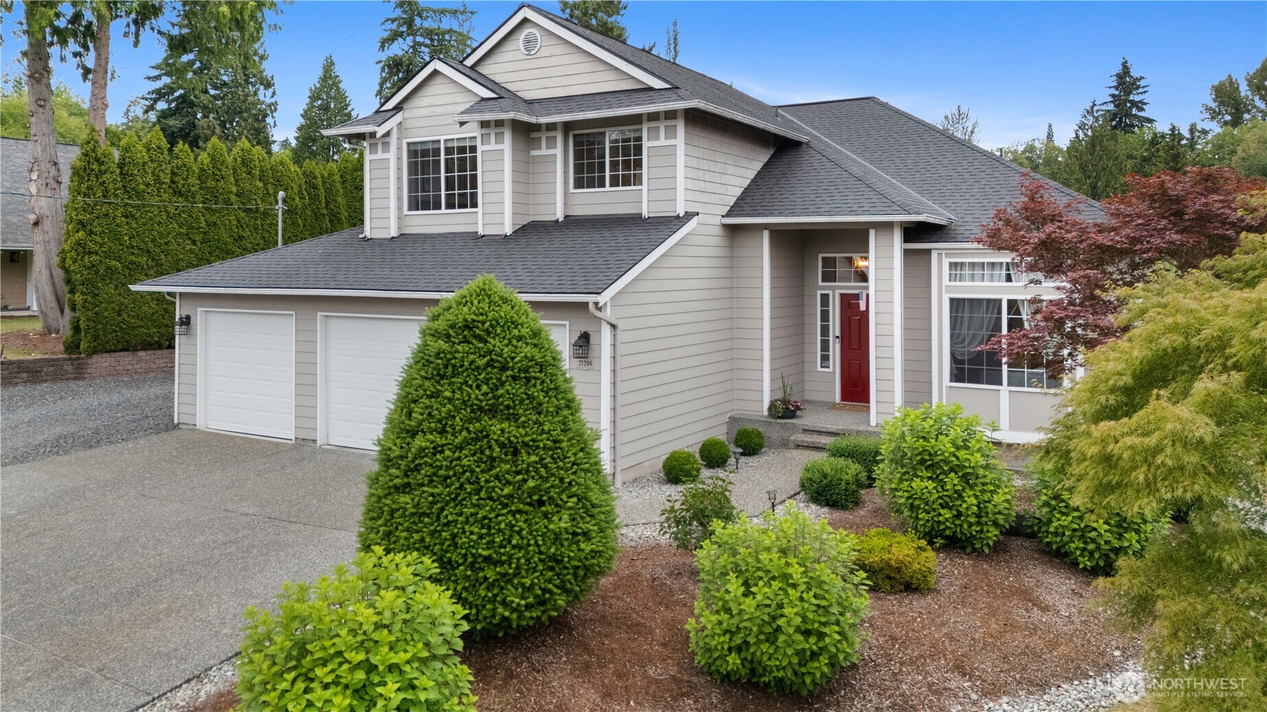 *INVESTMENT OPPORTUNITY* At the end of a private drive, this beautifully renovated home sits on an expansive lot, offering both privacy and development potential. The open-concept design is ideal for entertaining, with formal living and dining rooms, a spacious great room, and updated gas fireplace. Kitchen and baths have been redone with stylish finishes. Retreat to the primary suite featuring a walk-in closet and private bath. Other upgrades include fresh interior & exterior paint, 3-car garage, 6 yr old roof & ample room for RV or boat parking. The spacious yard provides room to relax or explore short plat or DADU options (buyer to verify). Northshore Schools & 5 min walk to Crystal Springs Elem. Easy access to freeways & shopping.