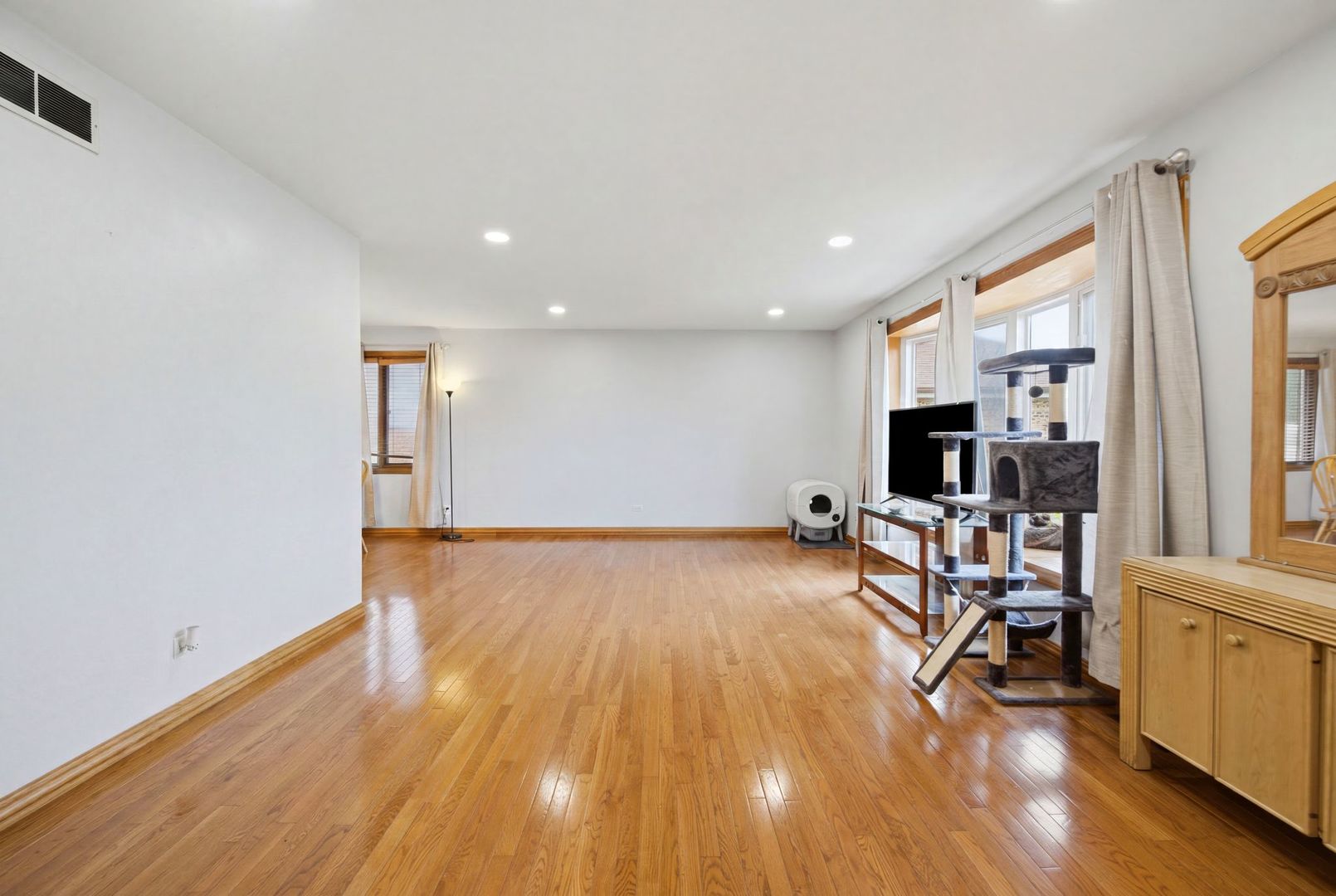 8612 Carriage Lane