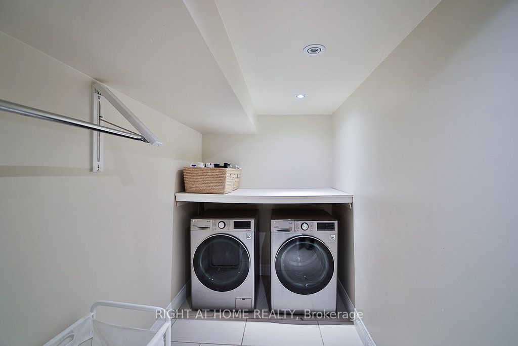 24 Garden Pl