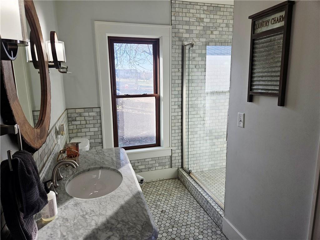 33253 Cedar Niles Road