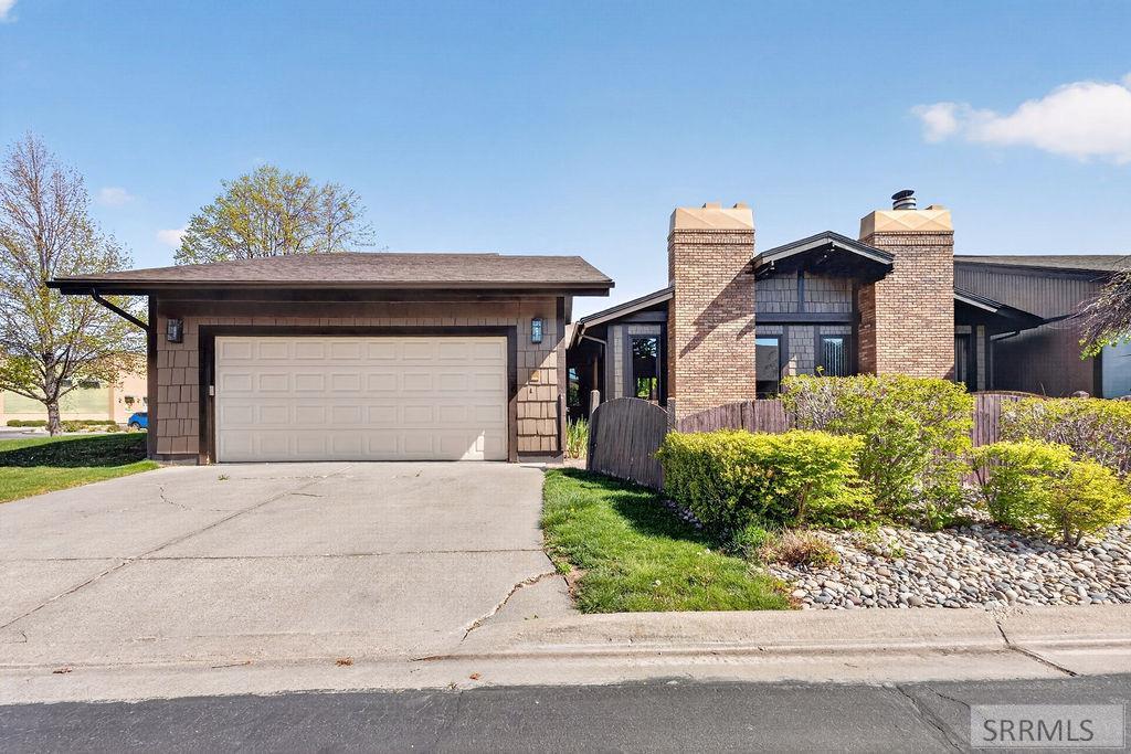 1301 Laurel Drive