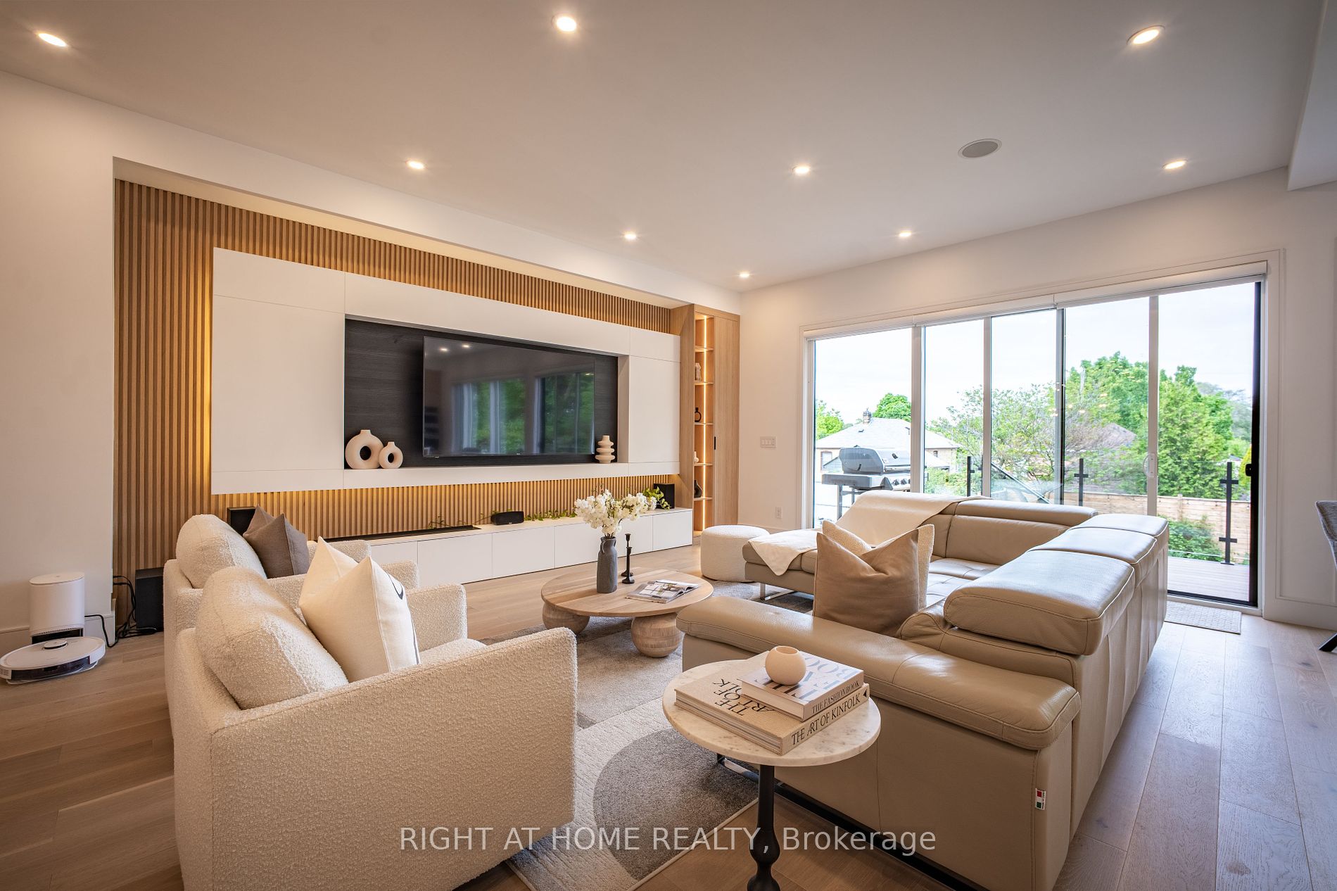 23 Chartwell Rd