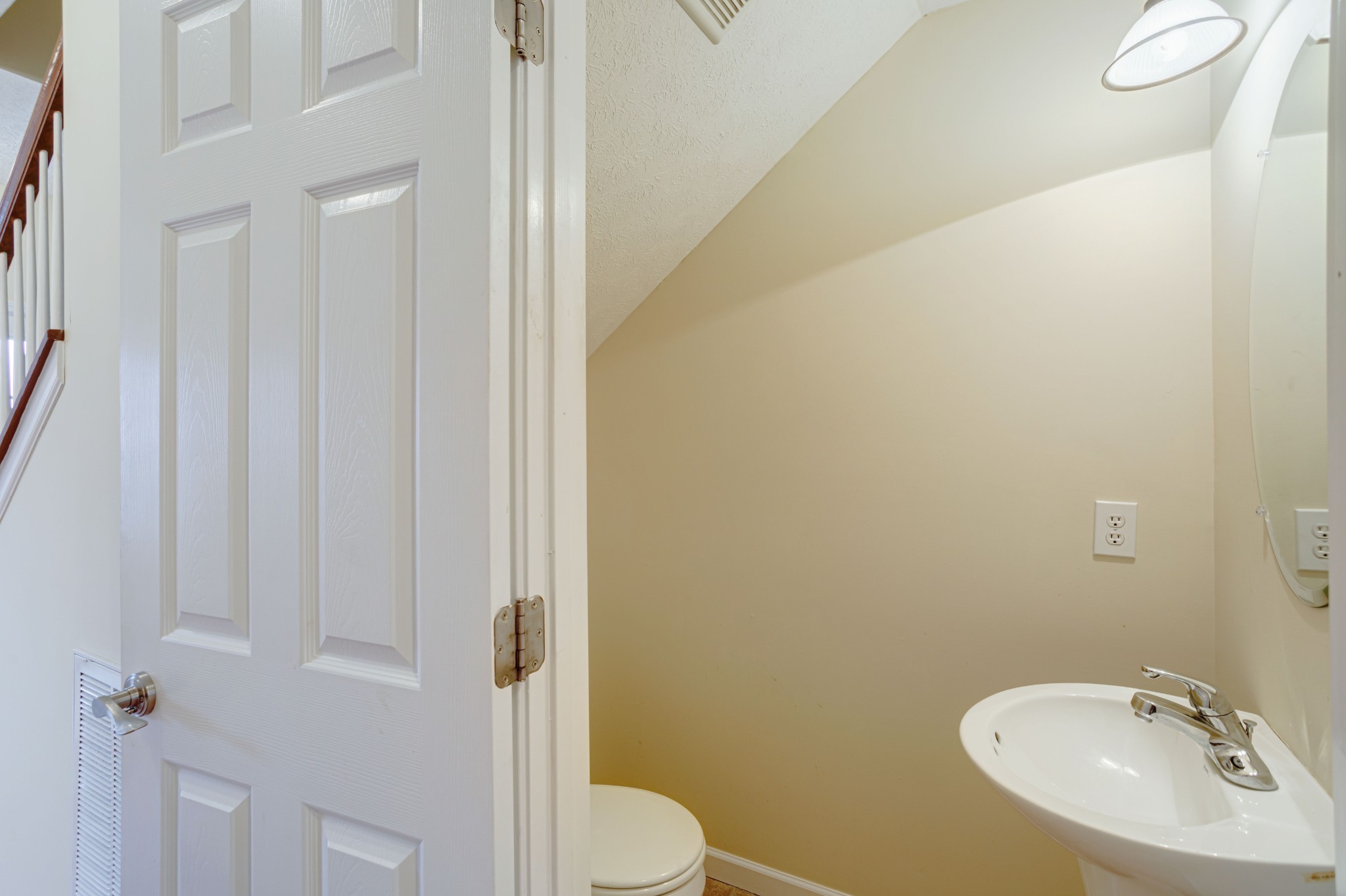 908 Indian Ridge Circle