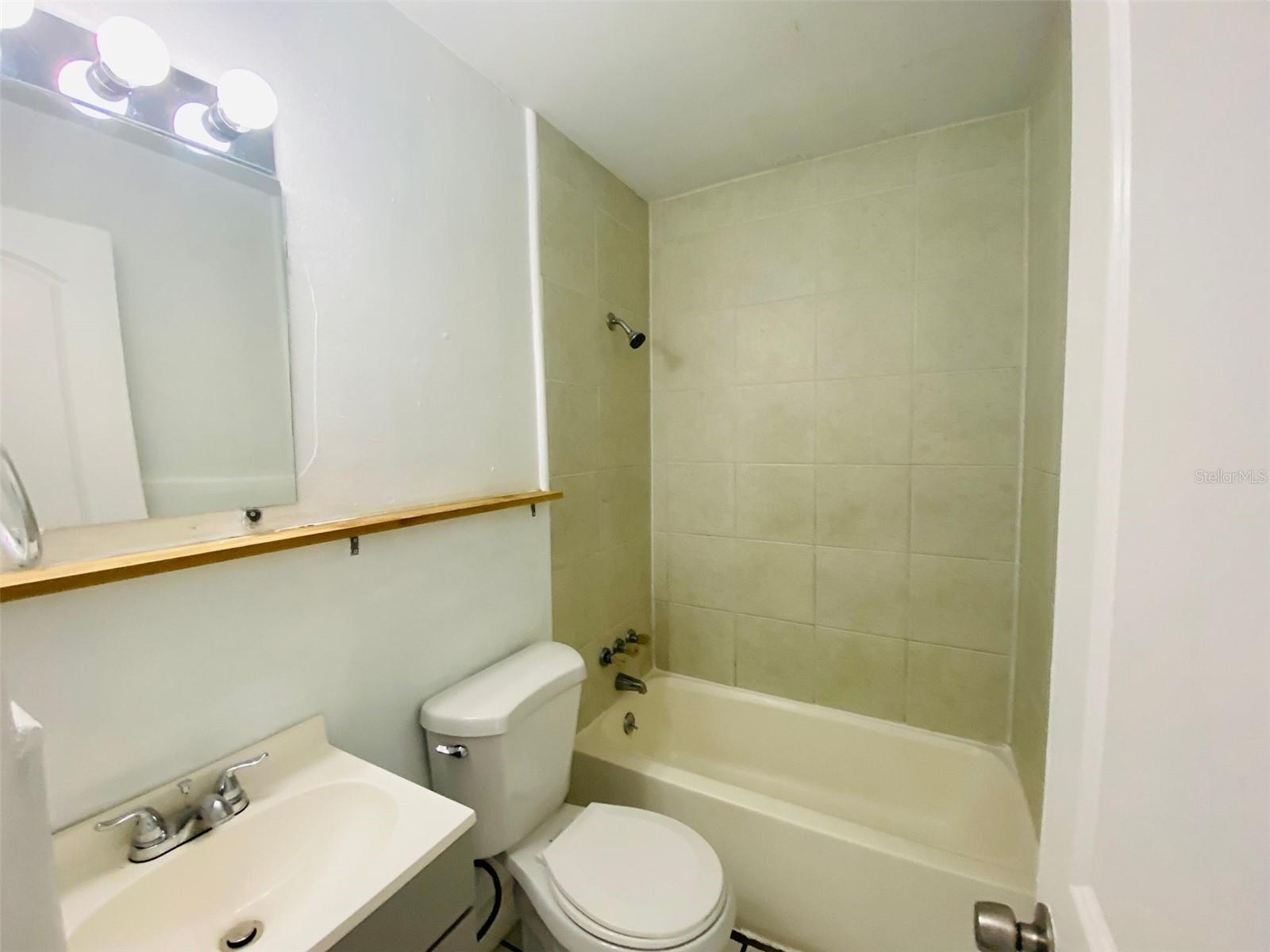 1341 West Point Drive 07