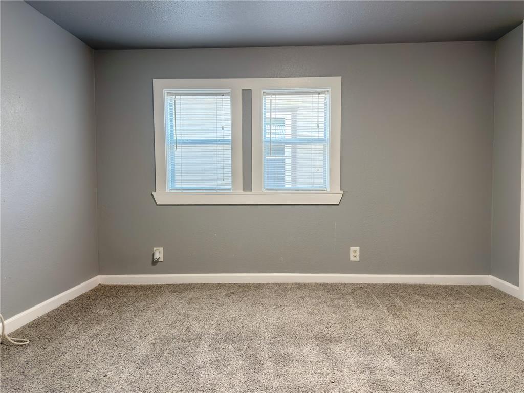 310 W Russell Street