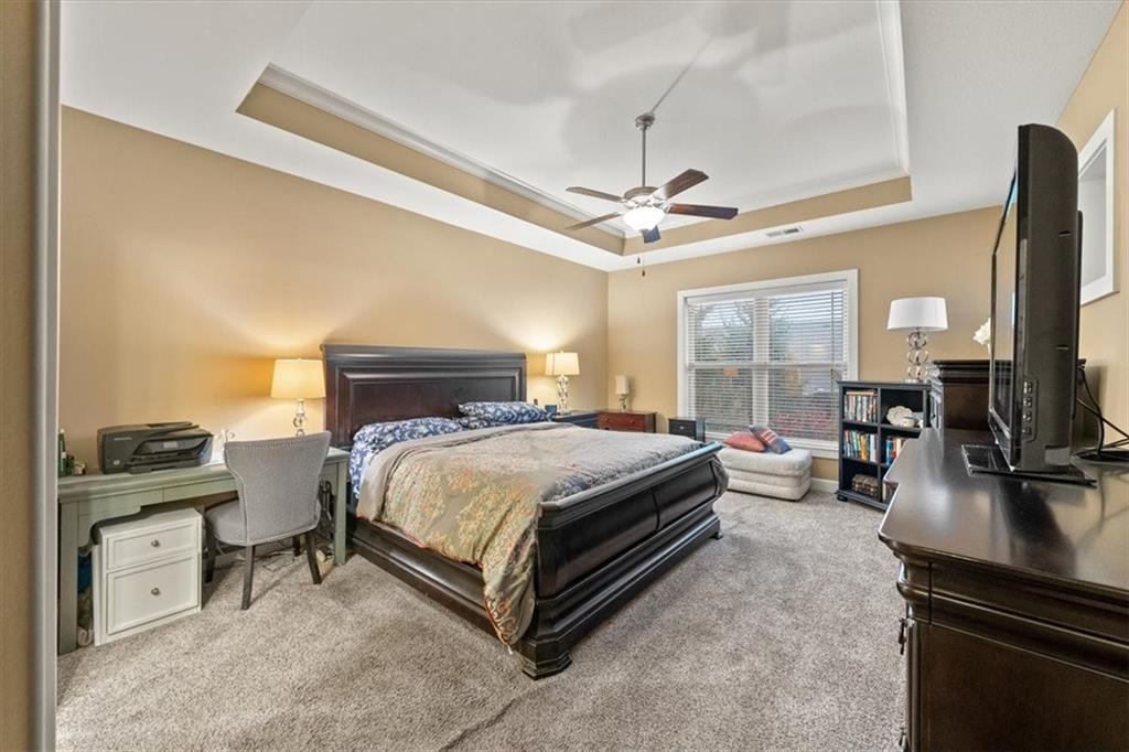 5614 Chimney Rocks Circle