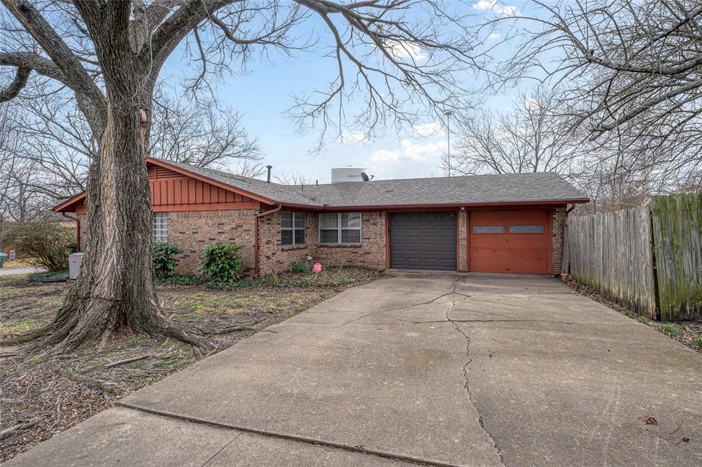 702 Hillside Drive