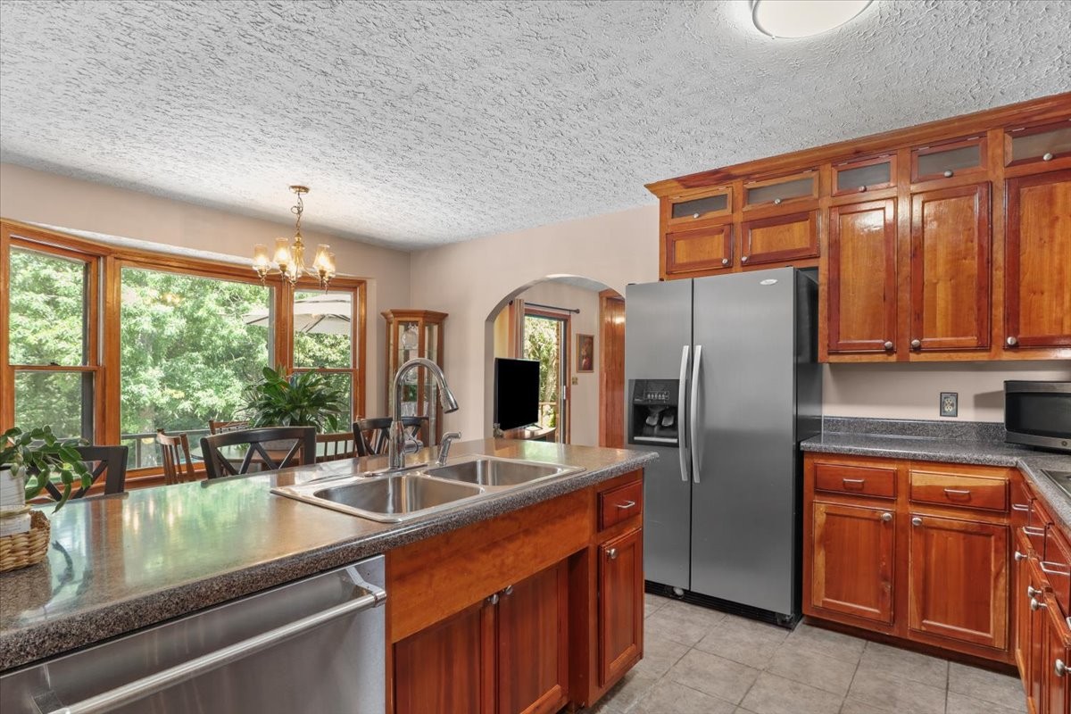 3438 Highway 13 N