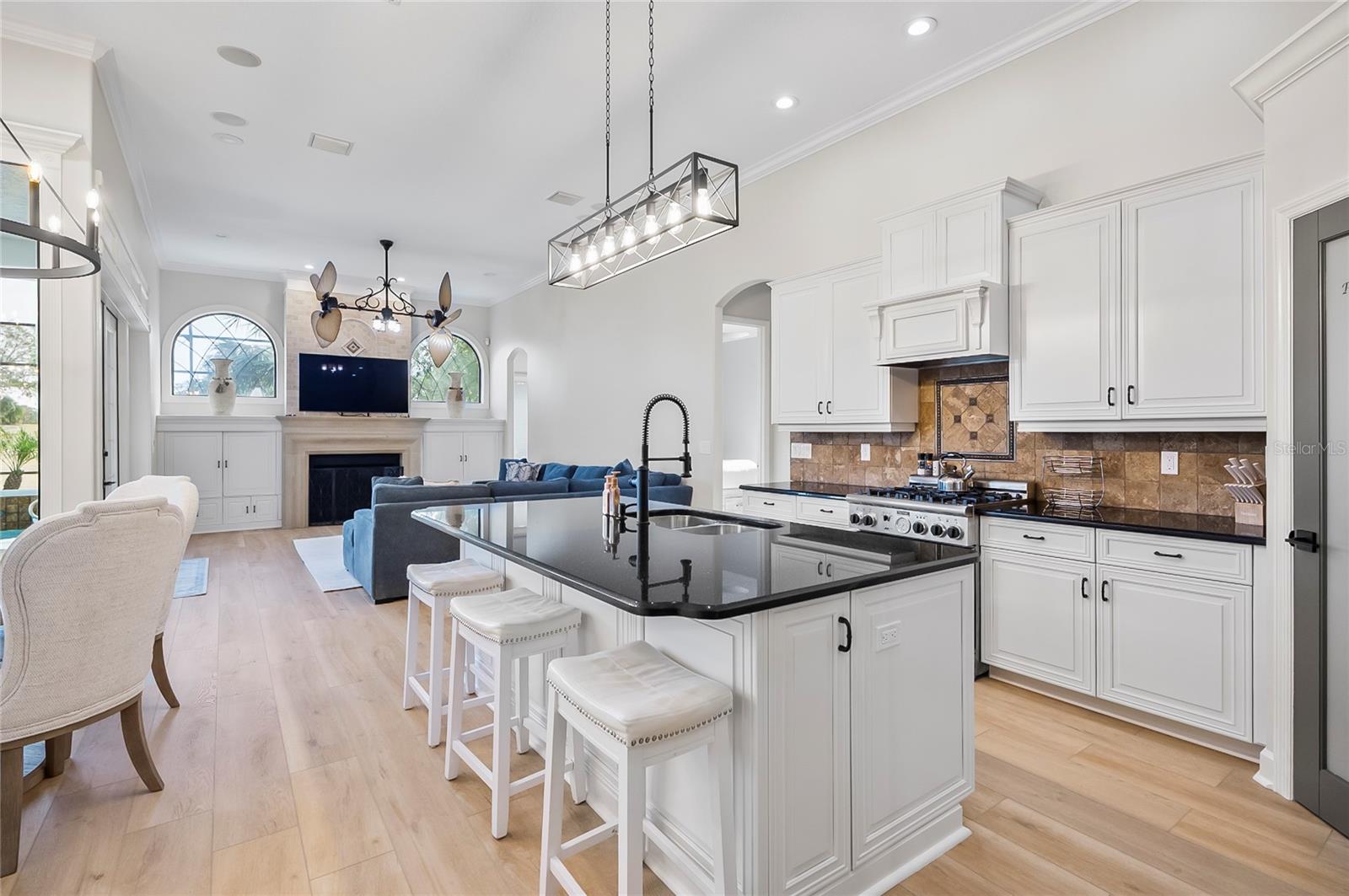 15 S Waterview Drive
