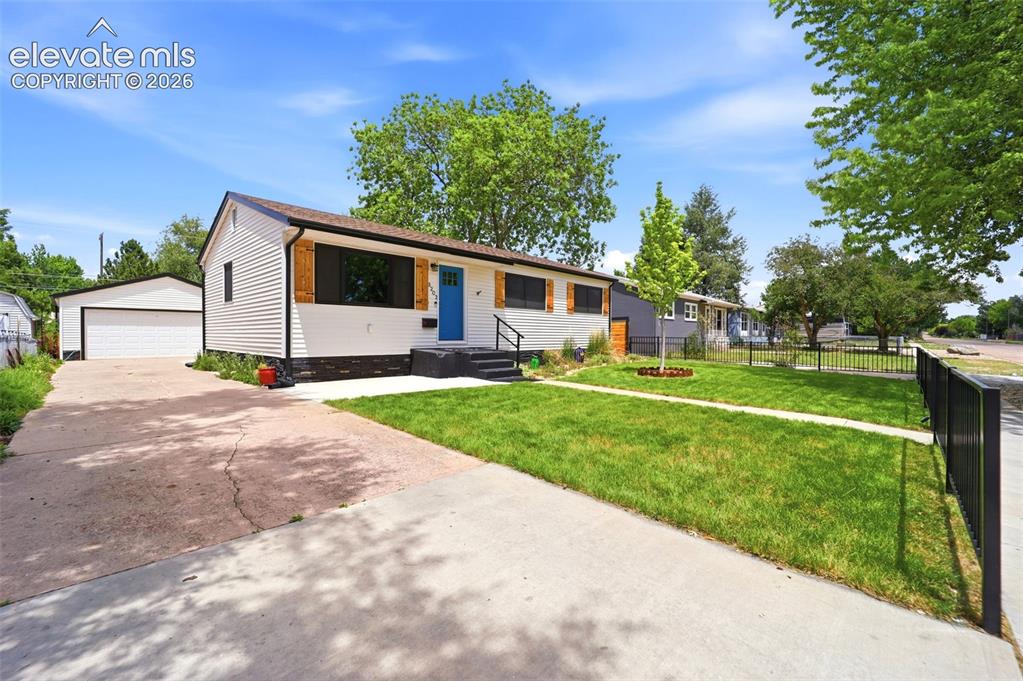 3202 E La Salle Street