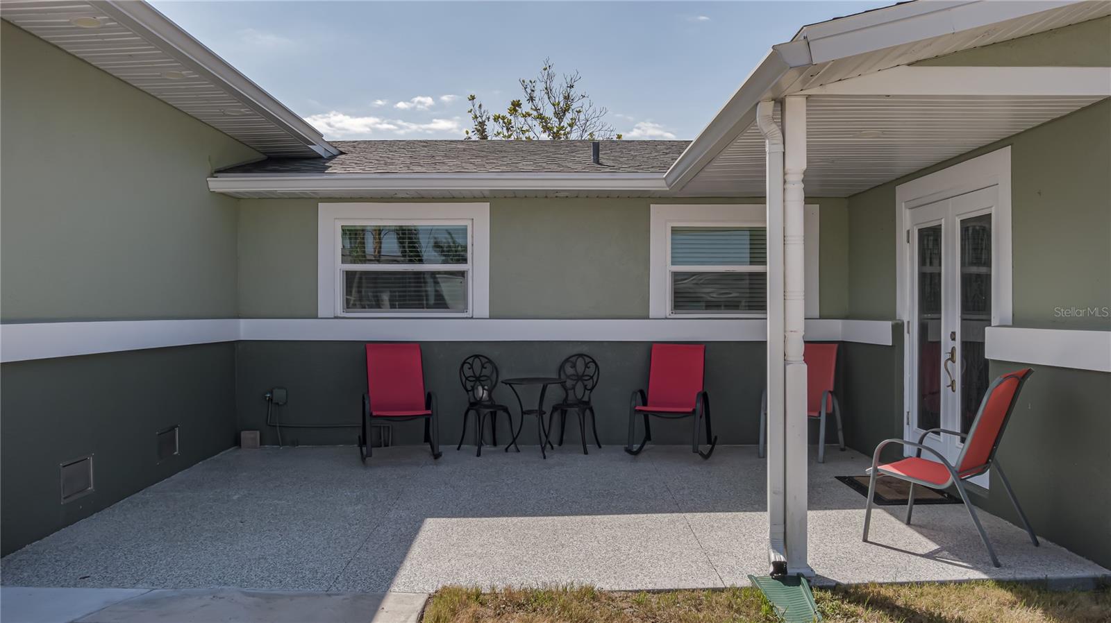 5318 Palmetto Point Drive