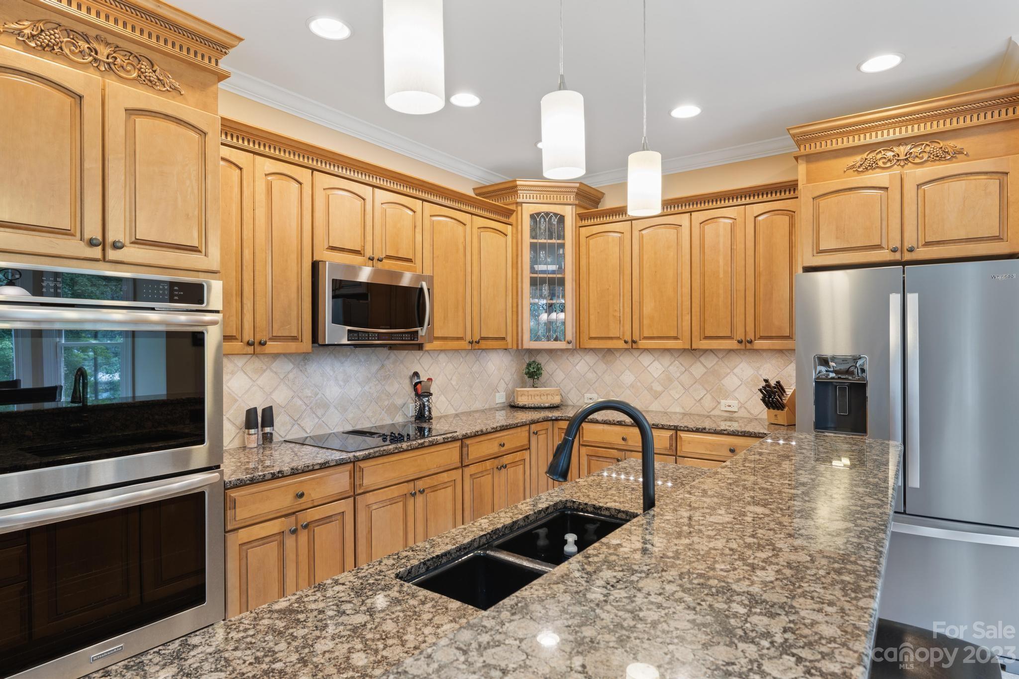 8884 Beach Bluff Court