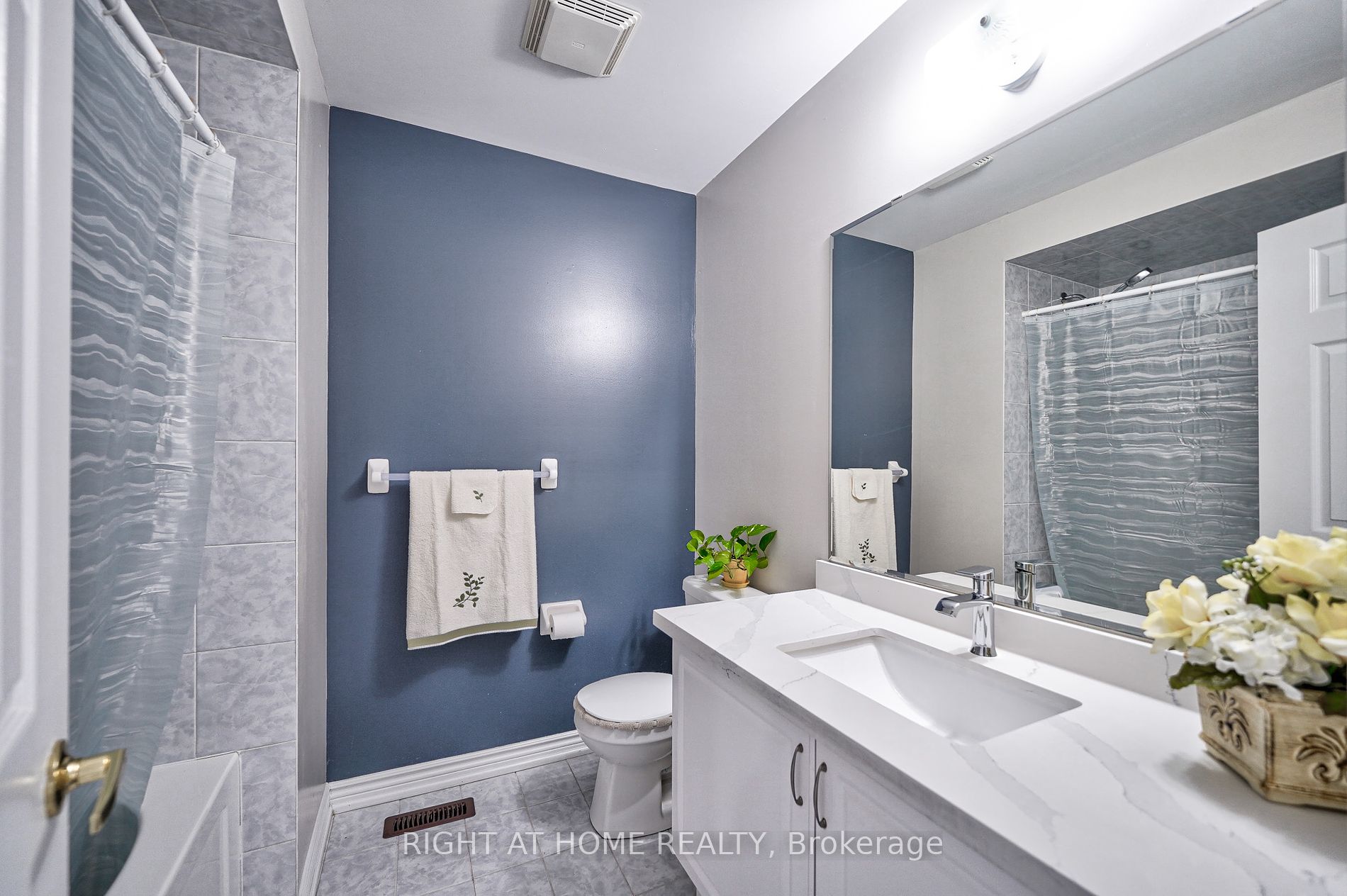 398 Messure Cres
