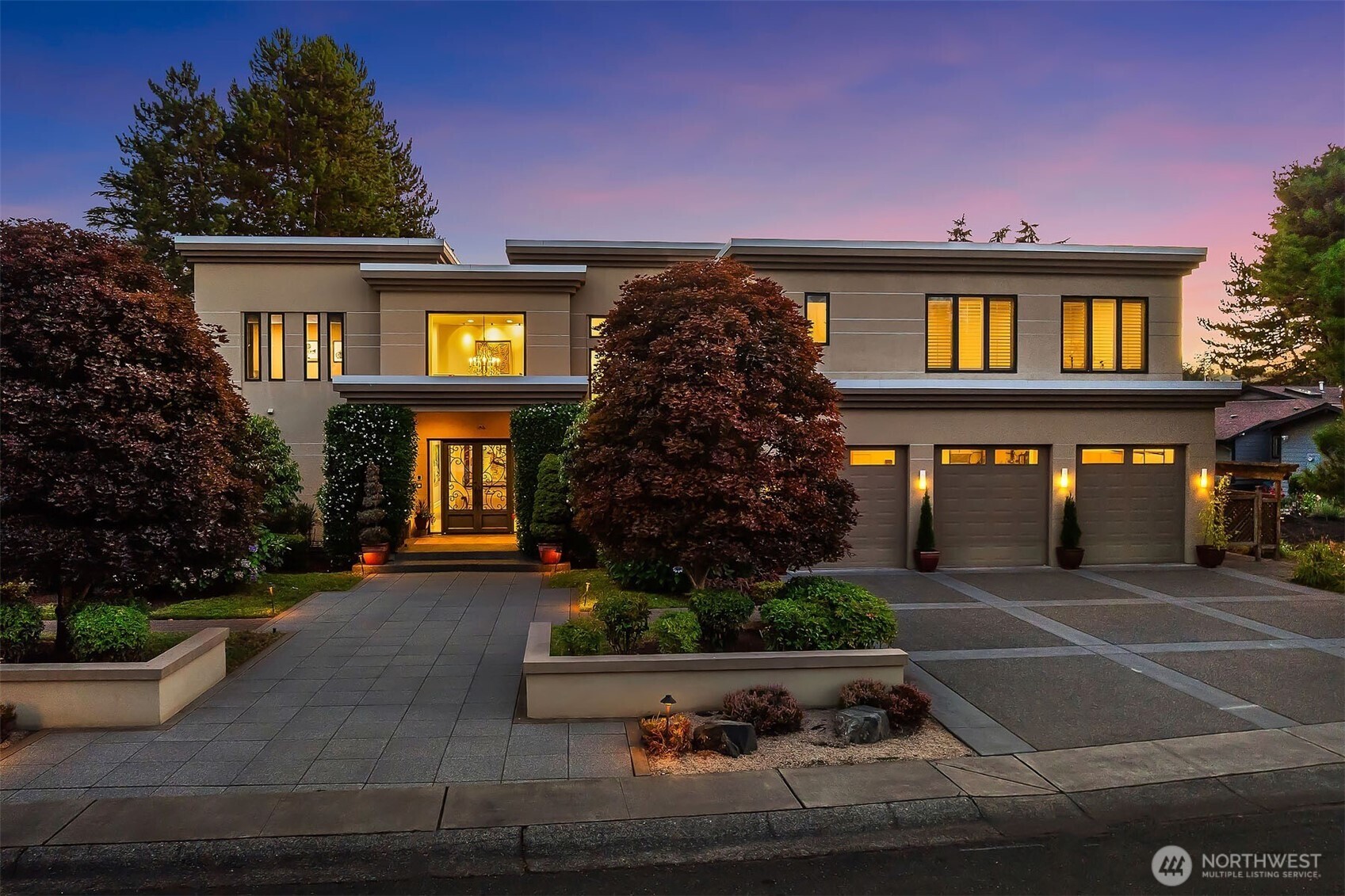 Bellevue - 2  Crescent Key SE