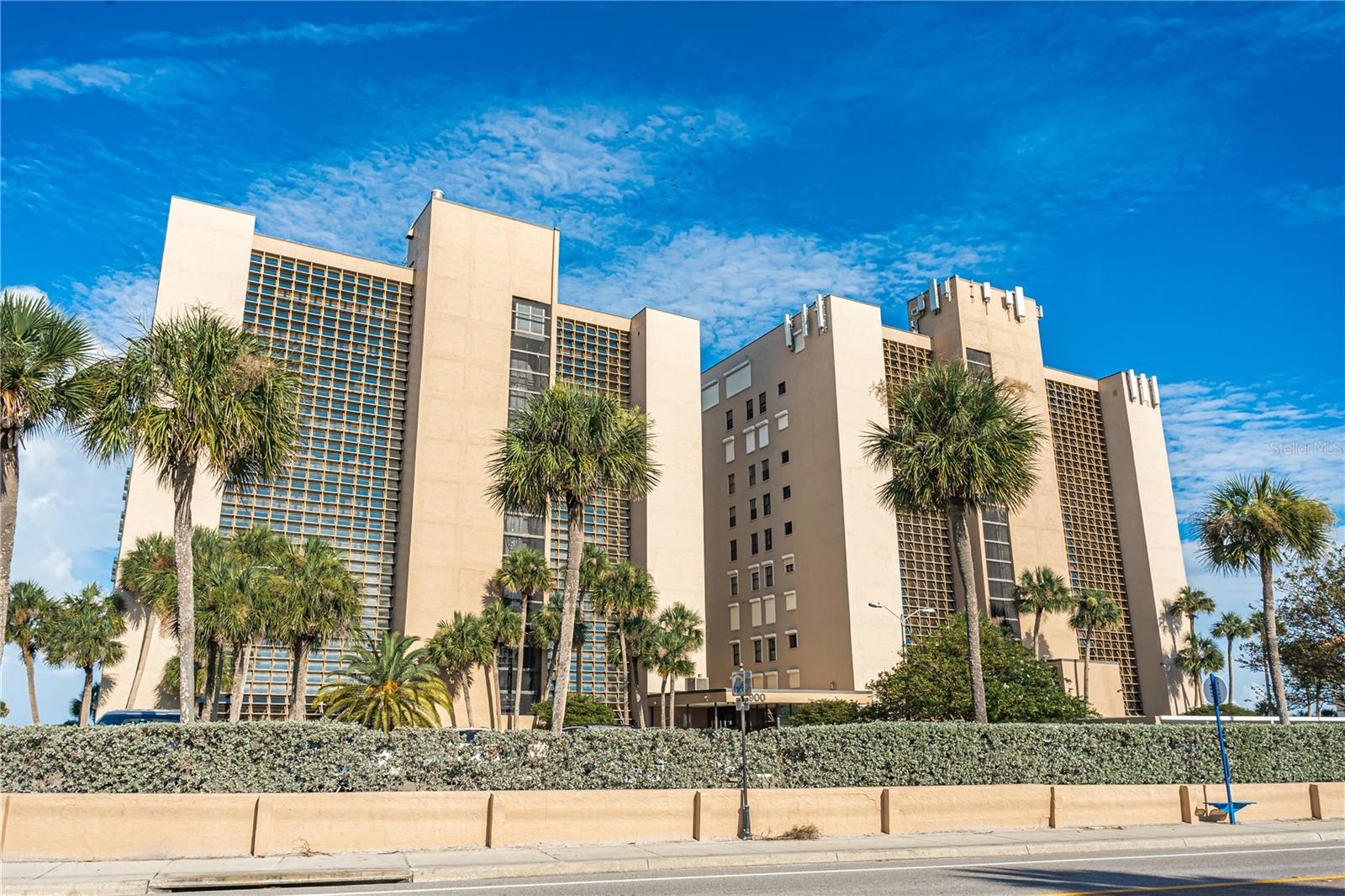 900 Gulf Boulevard 702