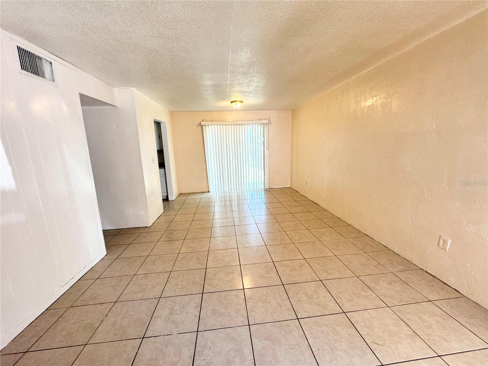 1229 Kennedy Road 43