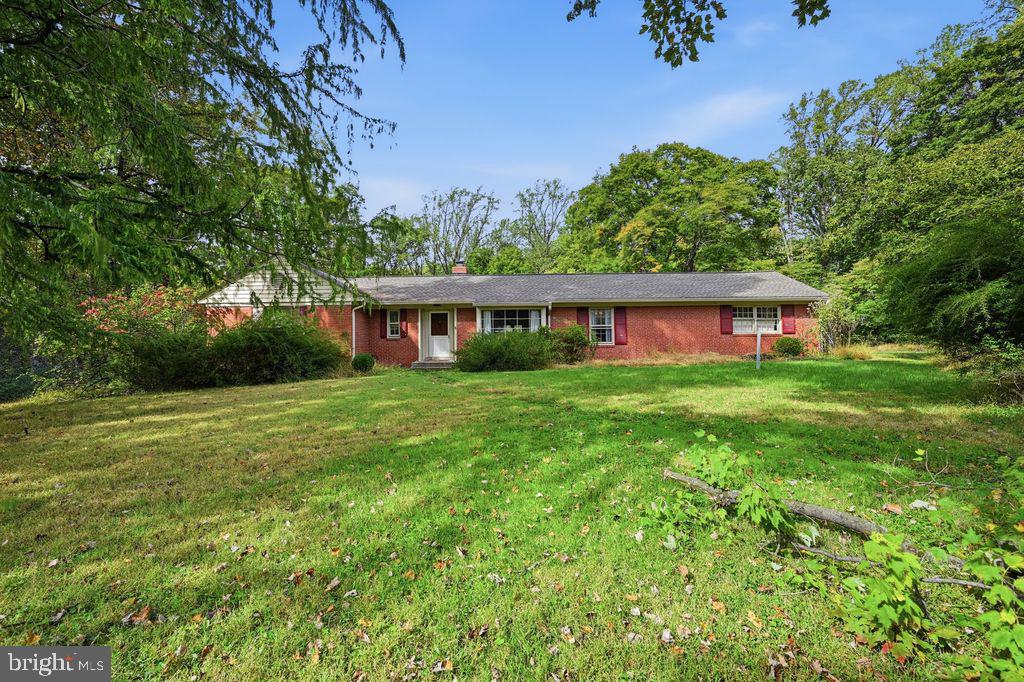 1700 Priscilla Drive