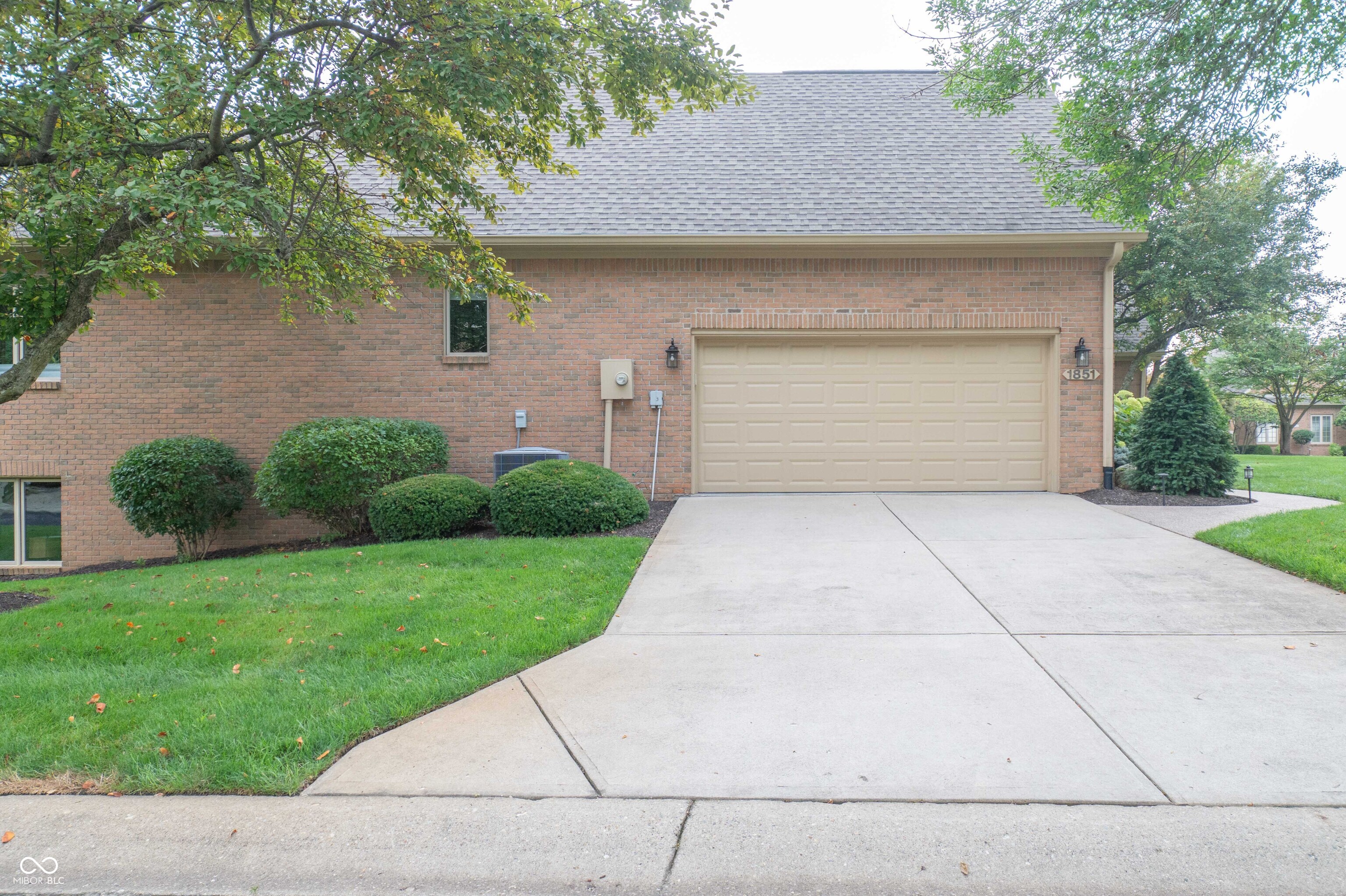 1851 Broadleaf Court