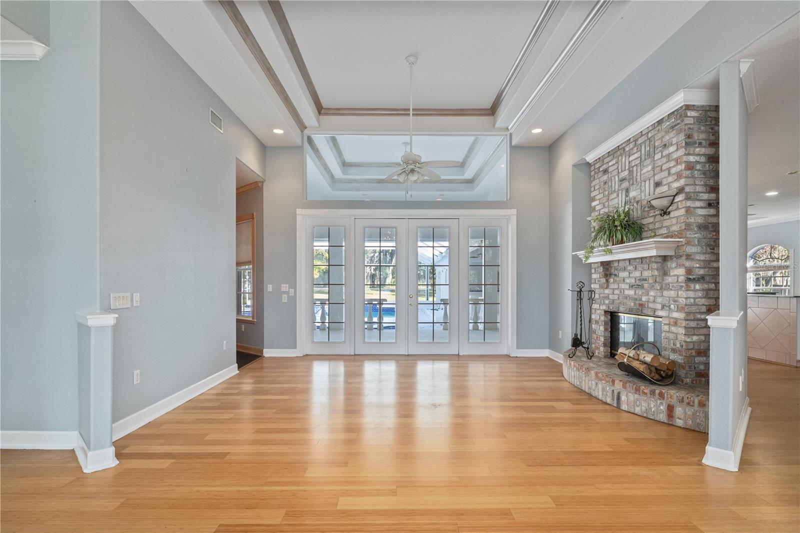 405 Chastain Road