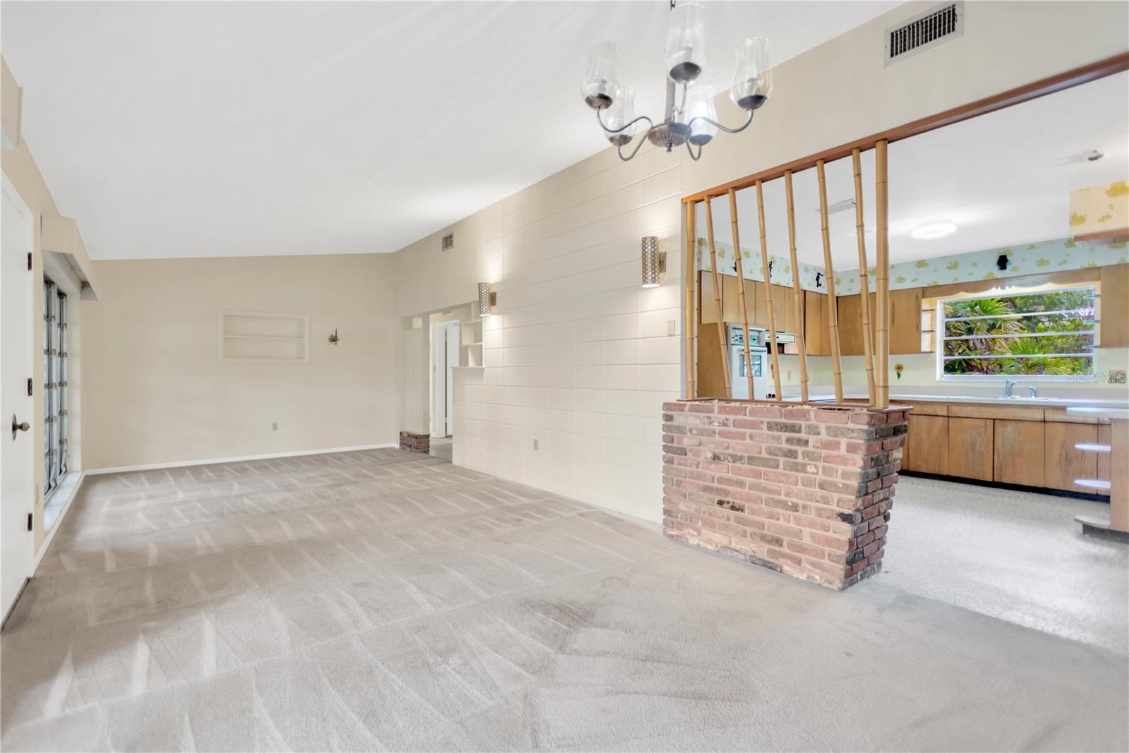 1505 N Oregon Circle