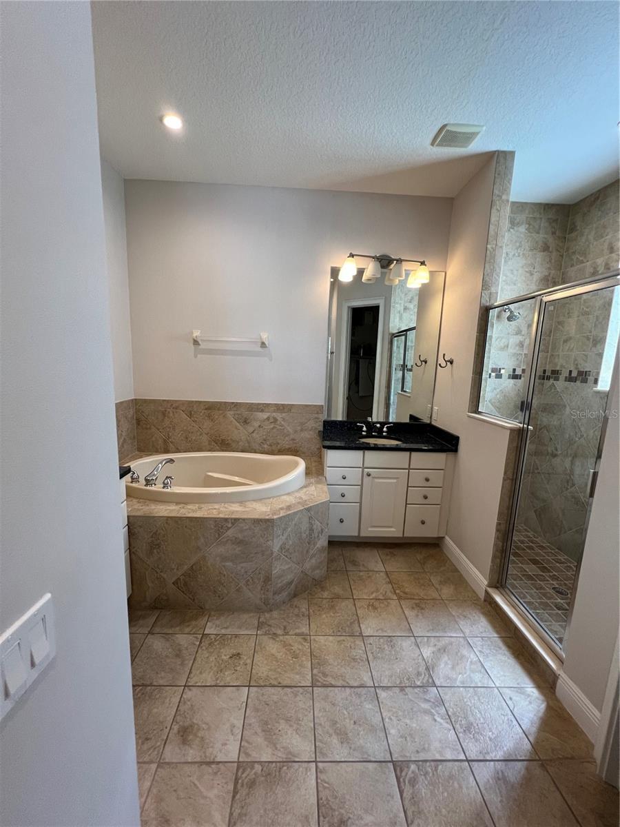 7520 Gathering Drive