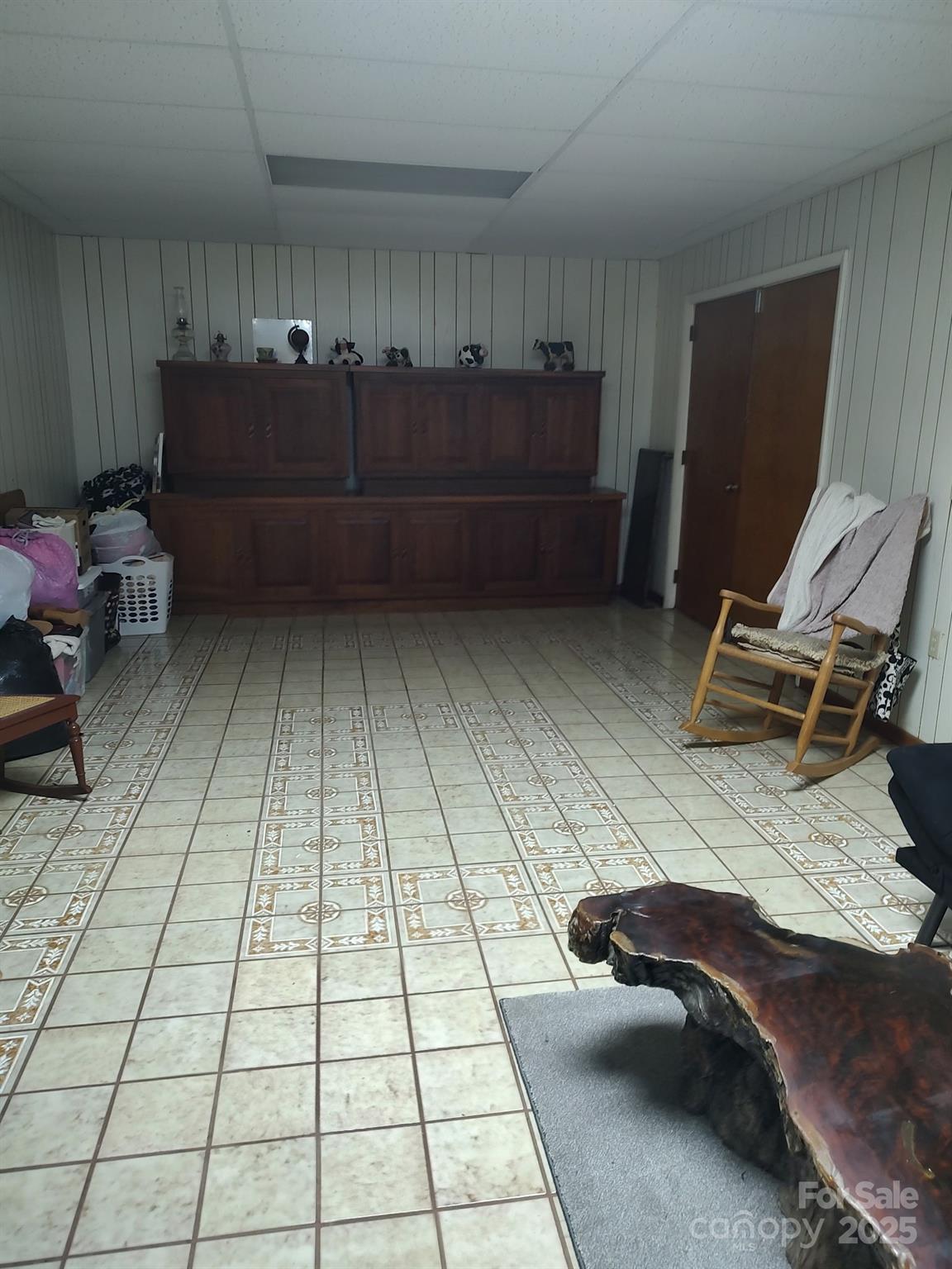 1241 Wipprecht Drive