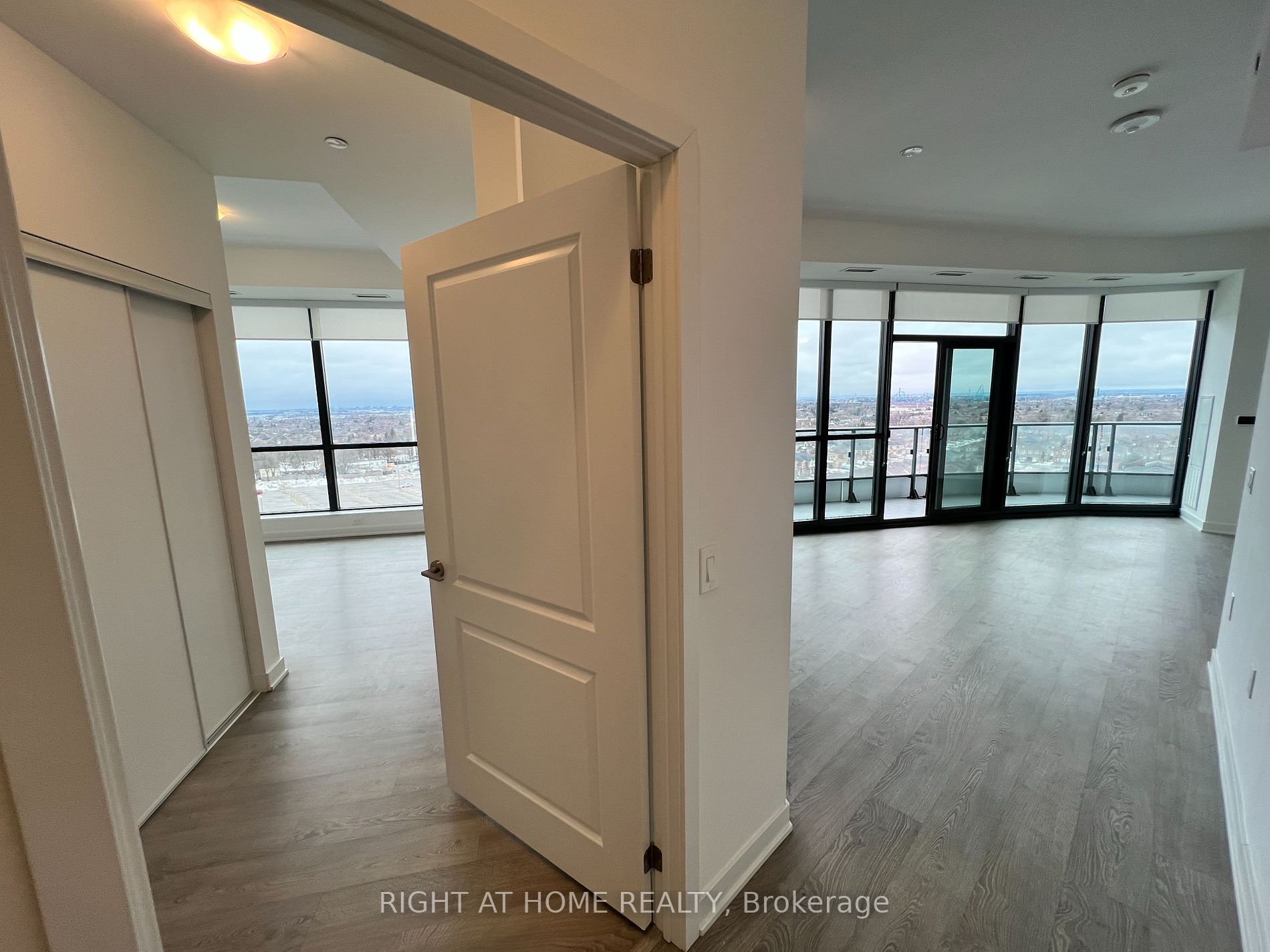 120 Eagle Rock Way 801