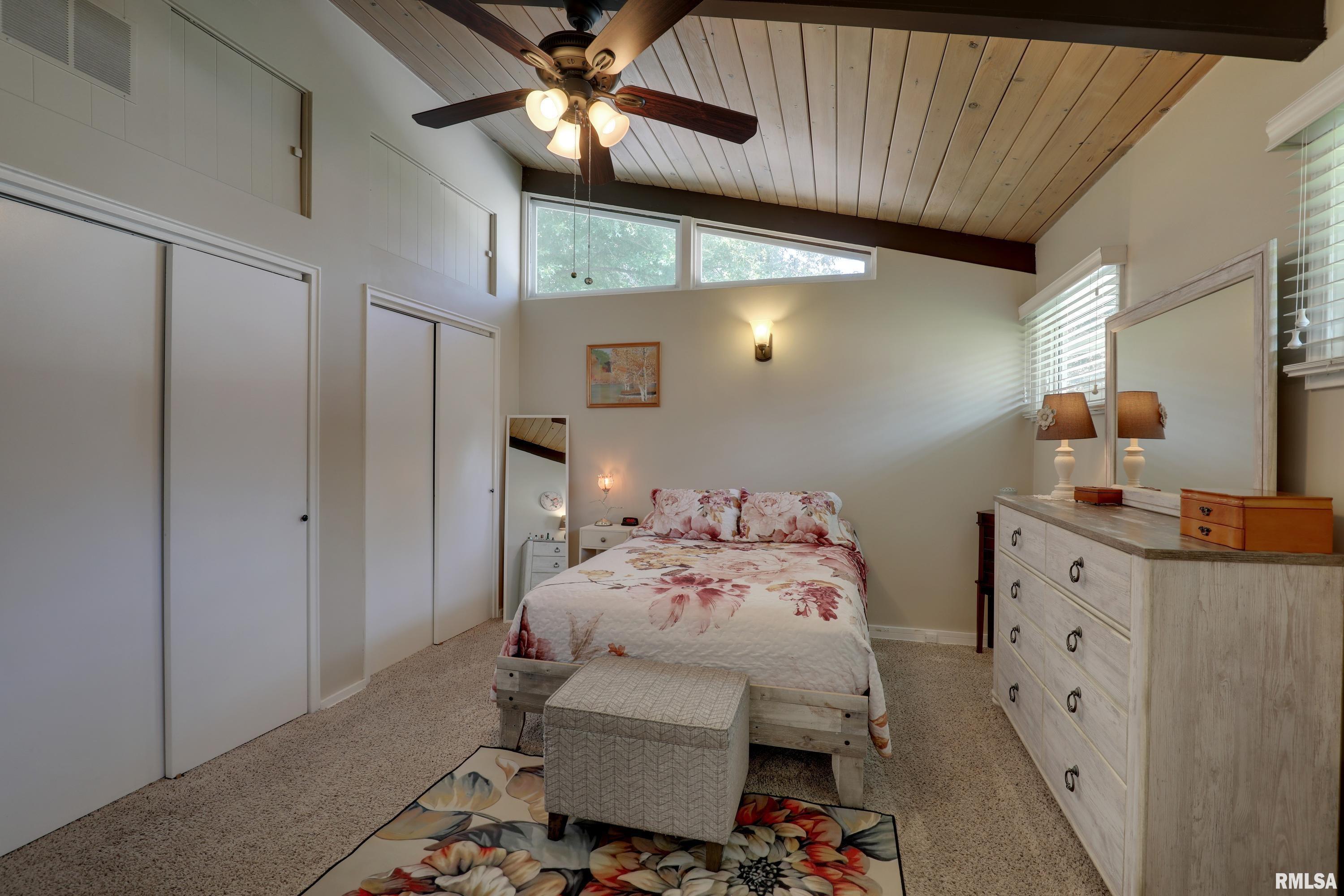 728 Ridgewood Drive