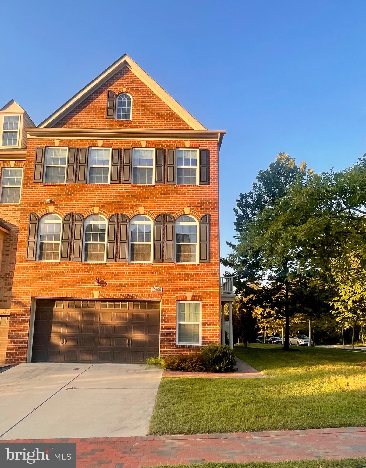 15601 Swanscombe Loop